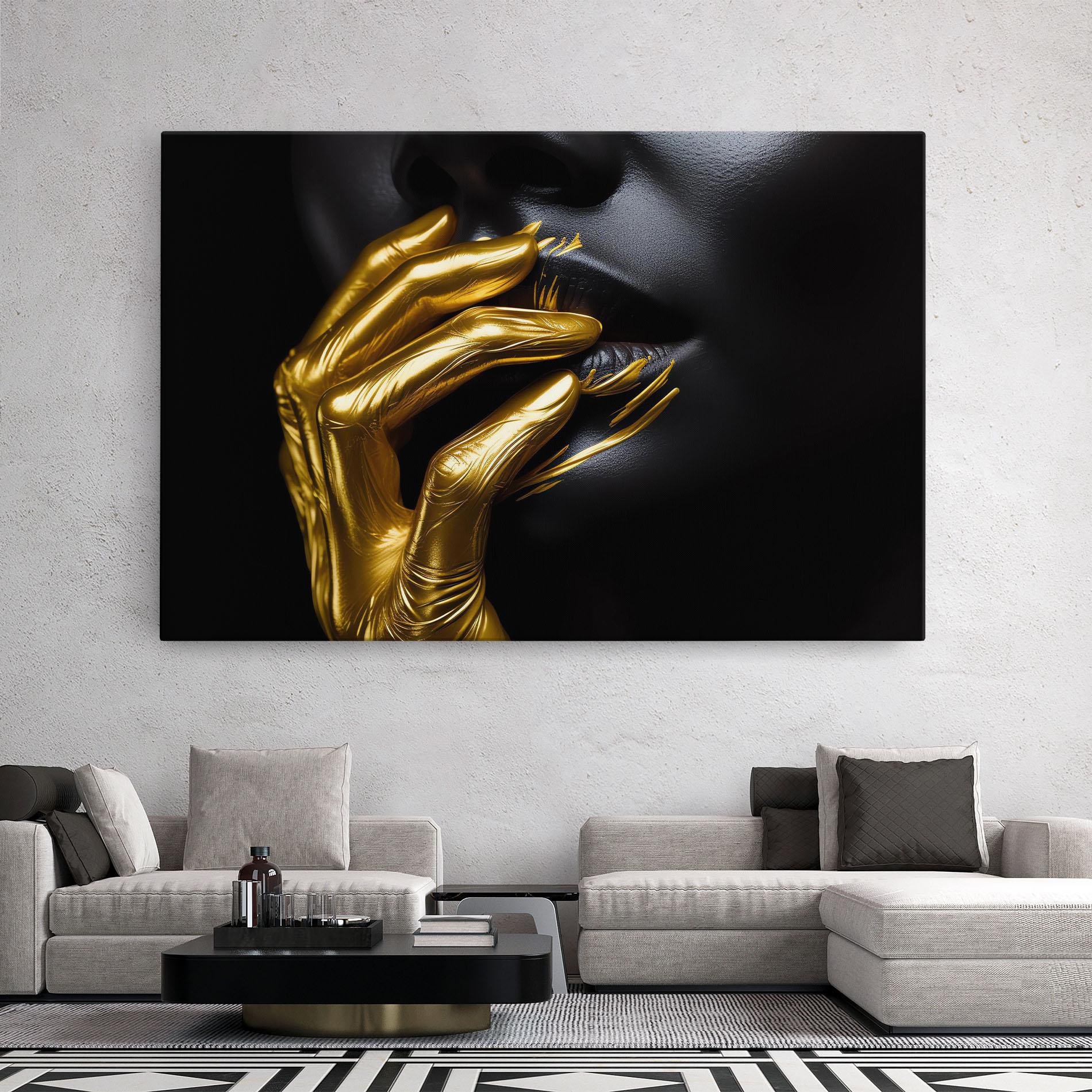 Картина на платно Gold Small Hand mockup 2