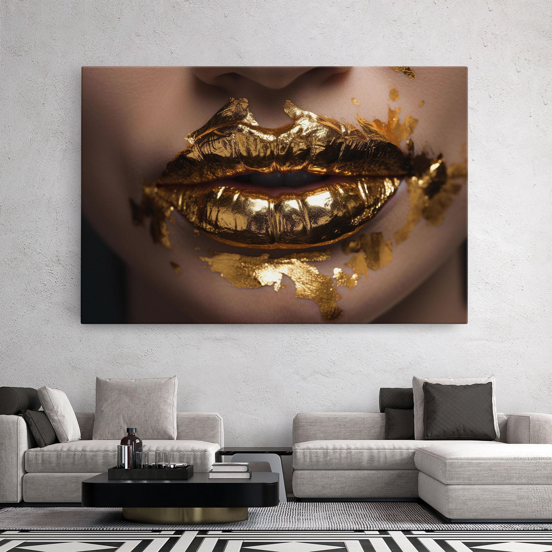 Картина на платно Close Gold Lips mockup 2