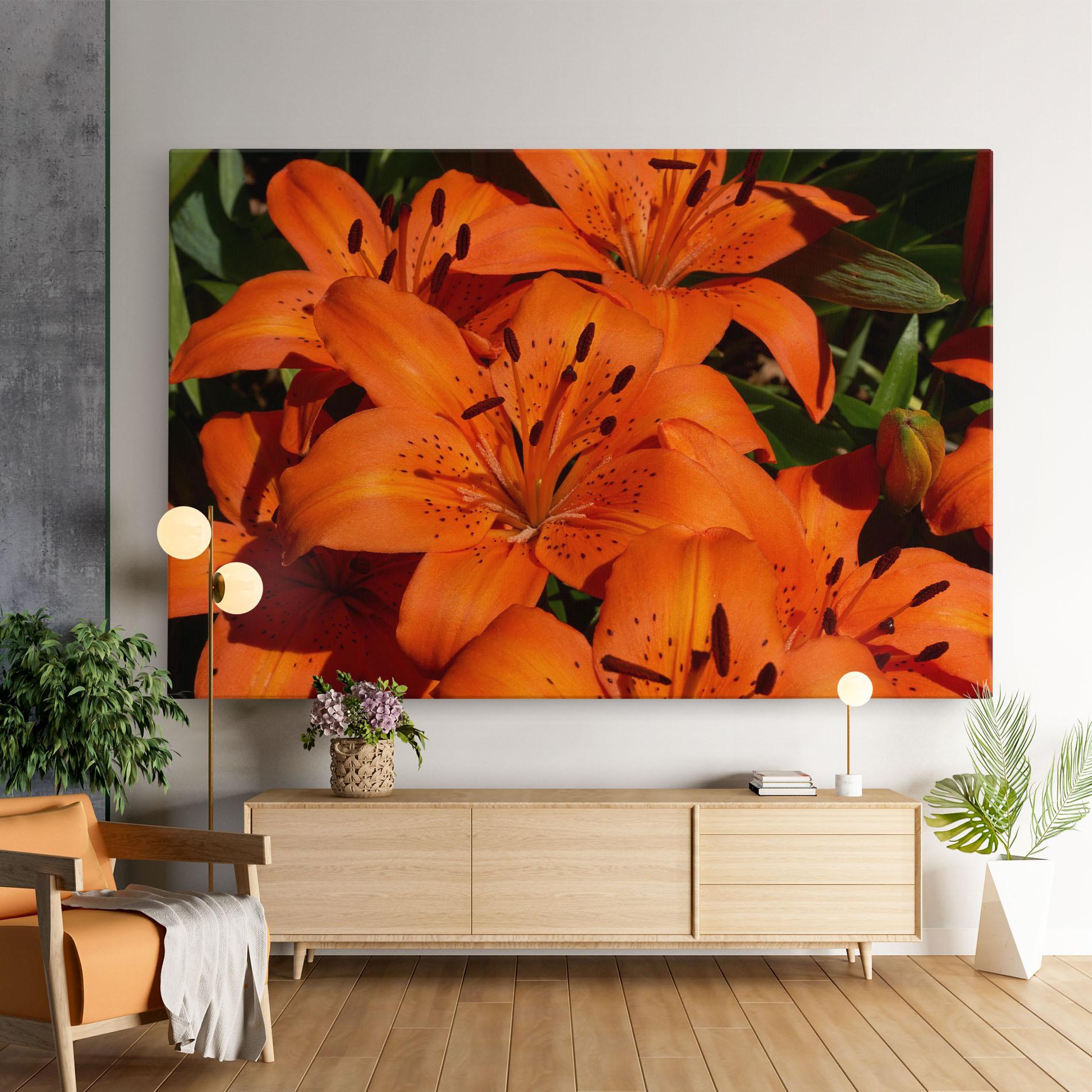 Картина на платно Orange Lily In The Sun mockup 9