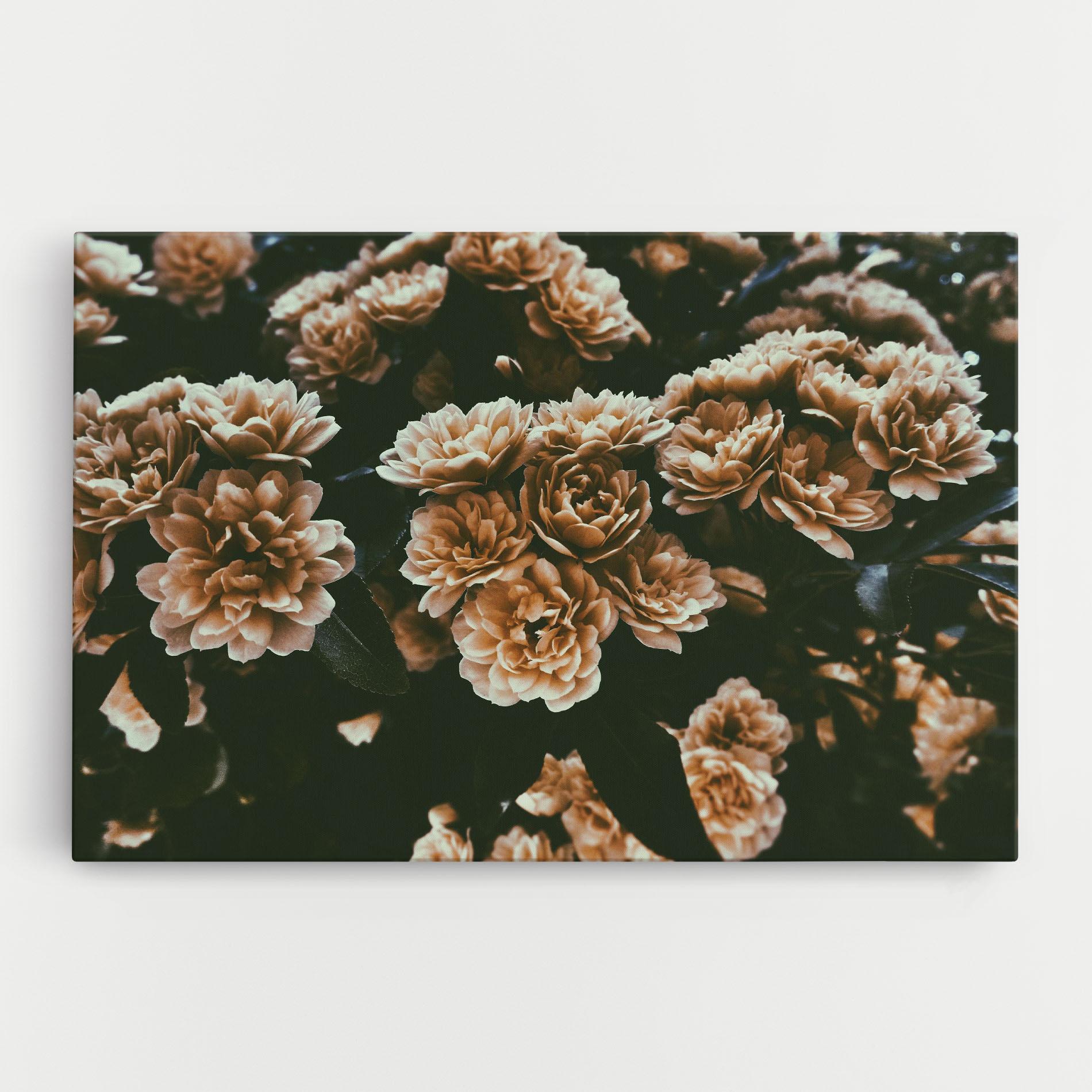 Картина на платно Wild Cream Flower mockup 0