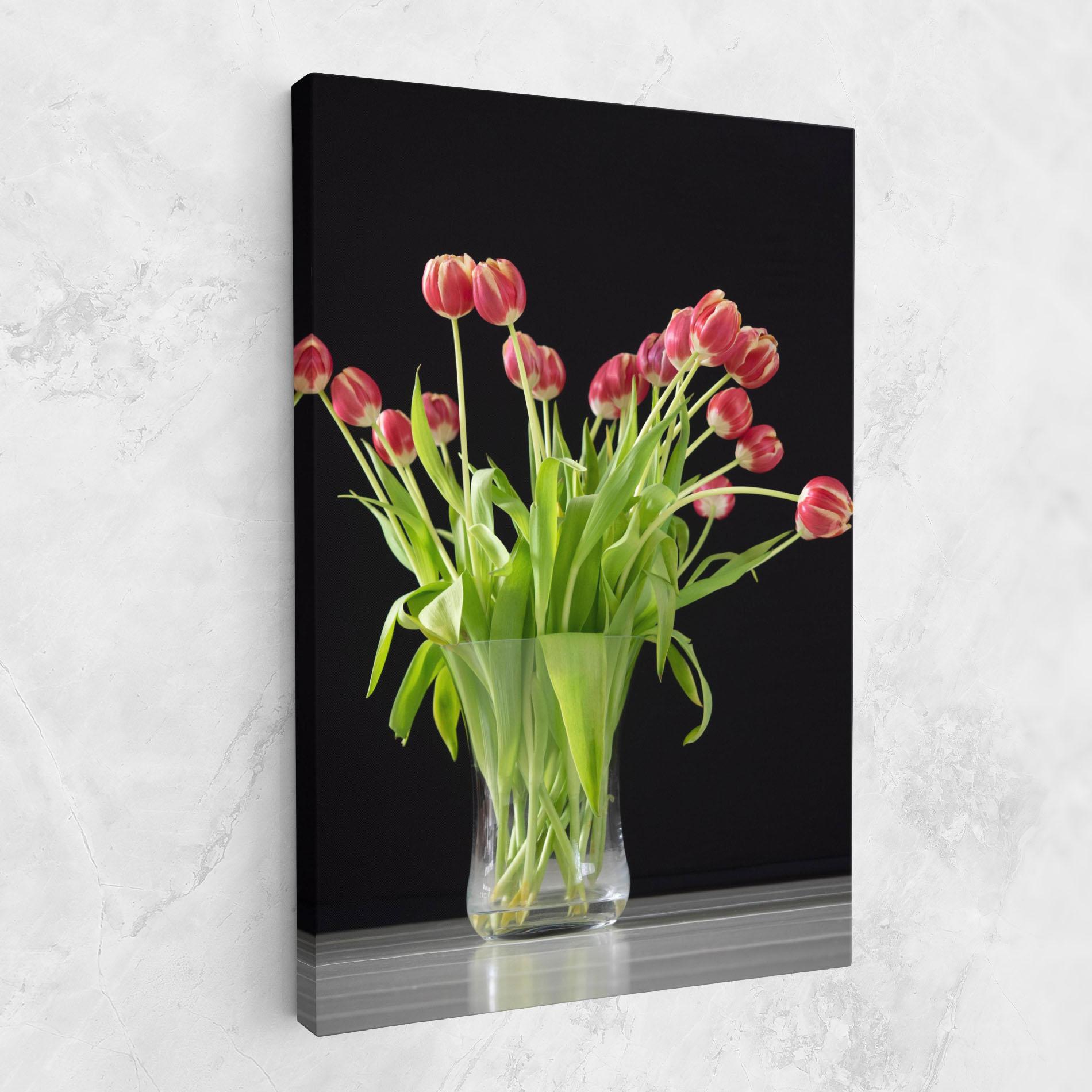 Картина на платно Tiny Tulips Vase mockup 1