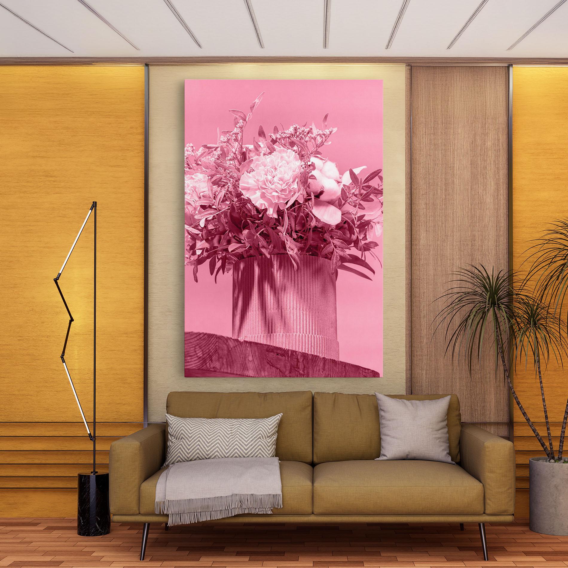 Картина на платно Pink Light Vase mockup 9