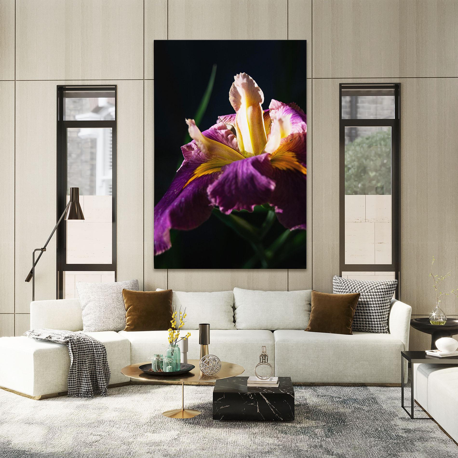 Картина на платно Pastel Yellow Iris mockup 2