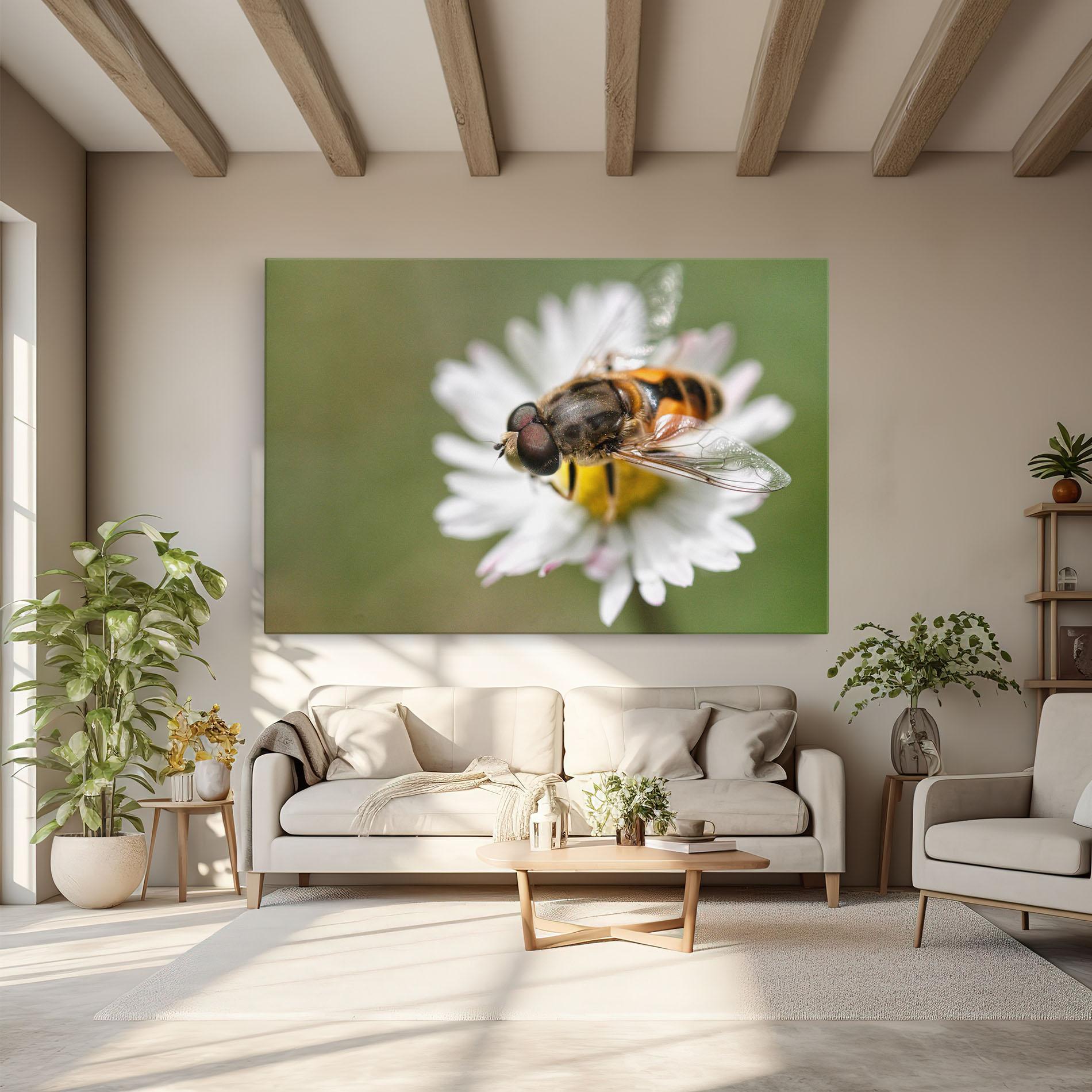 Картина на платно Bee On Small Daisy mockup 6