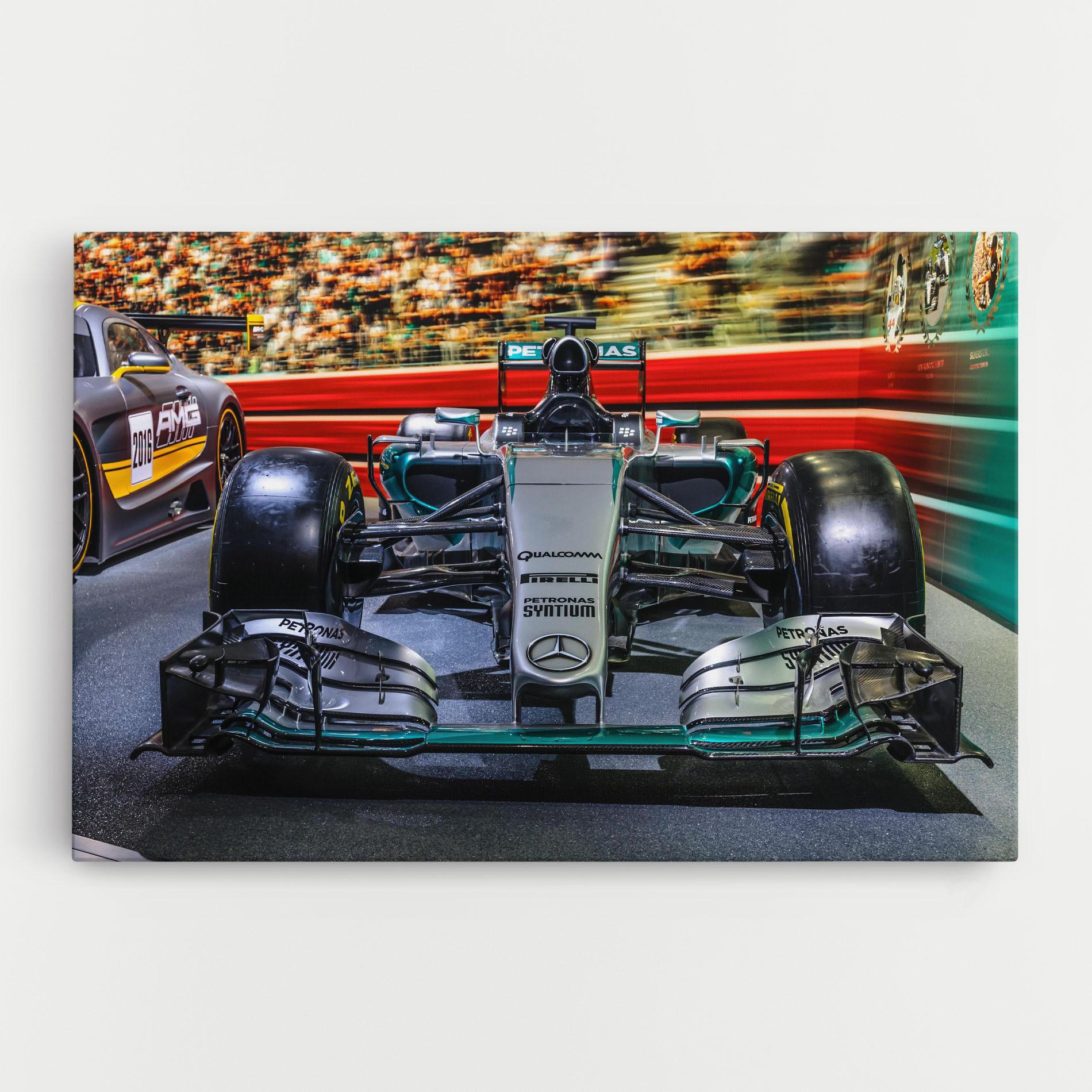 Картина на платно Black Green F1 mockup 0