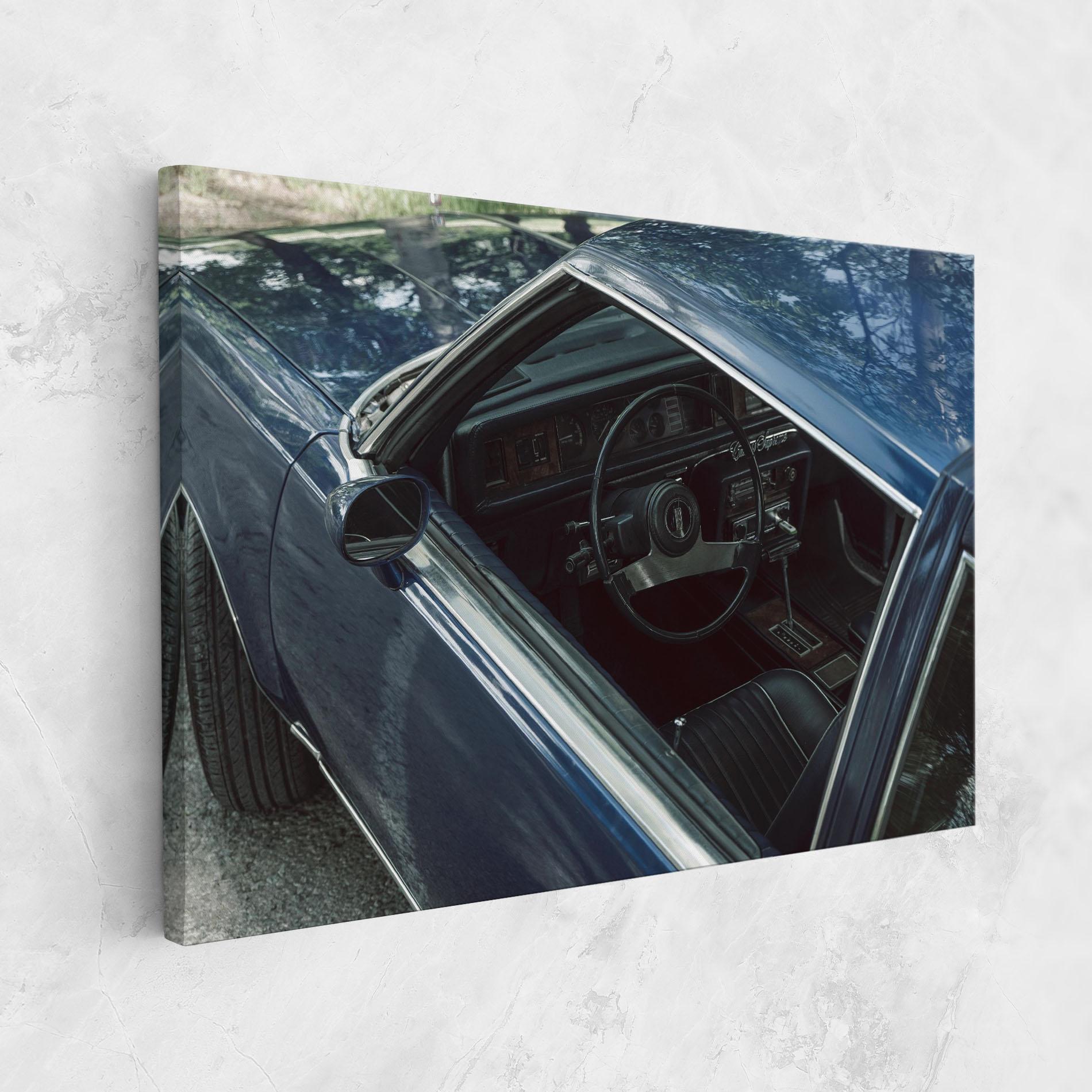 Картина на платно Old Blue Car mockup 1