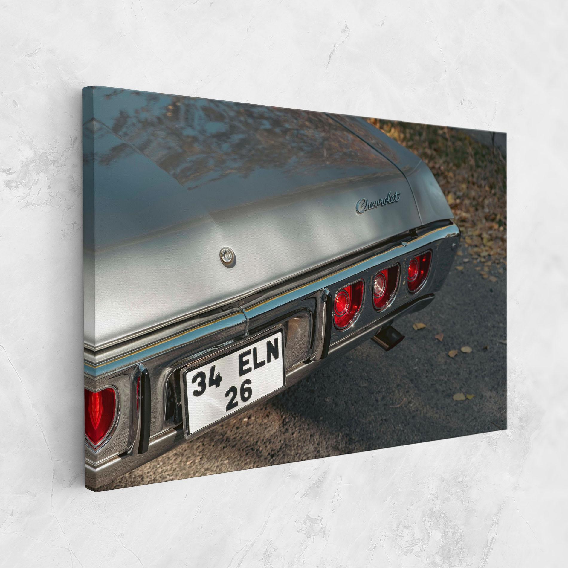 Картина на платно Old Grey Car mockup 1