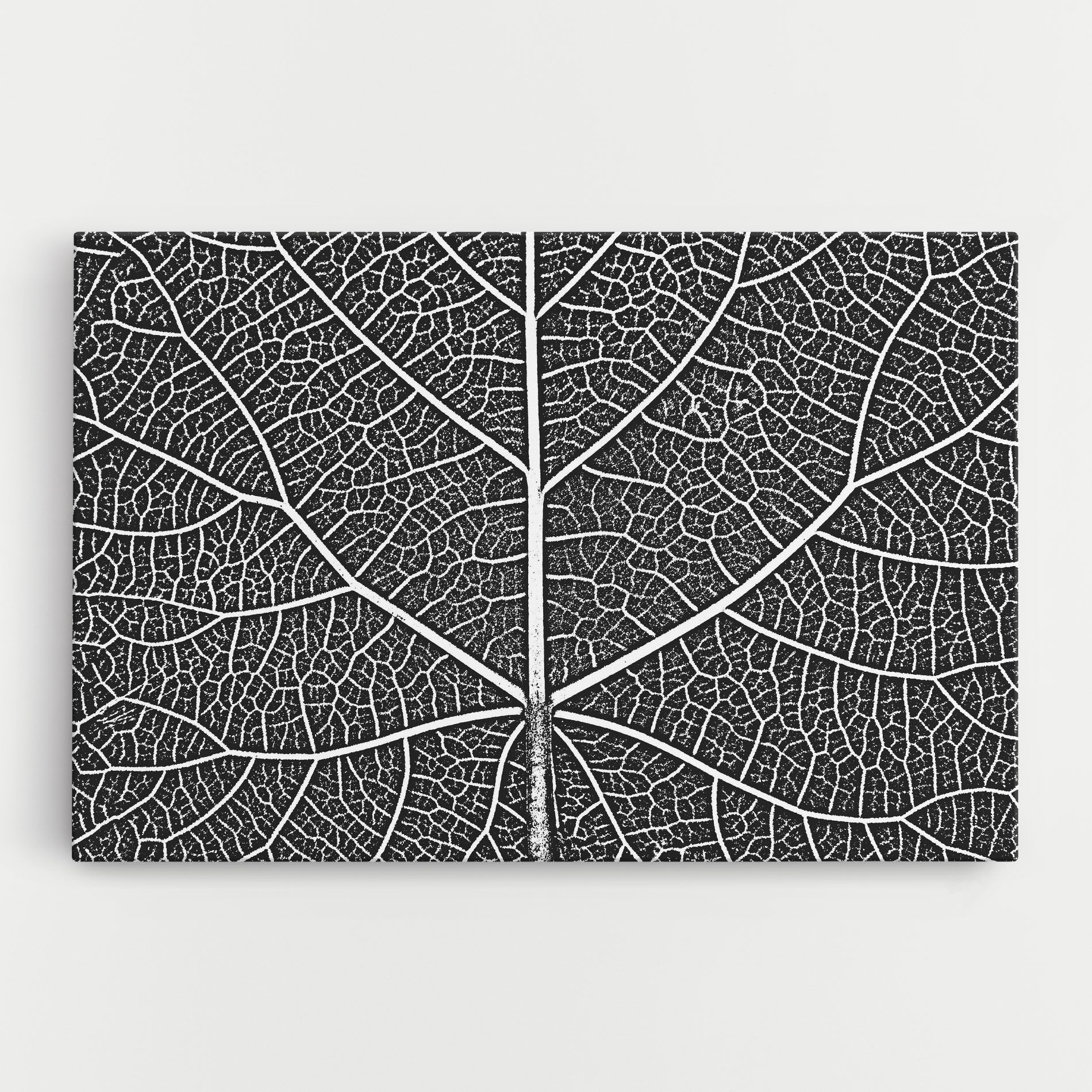 Close Grey Leaf mockup 0