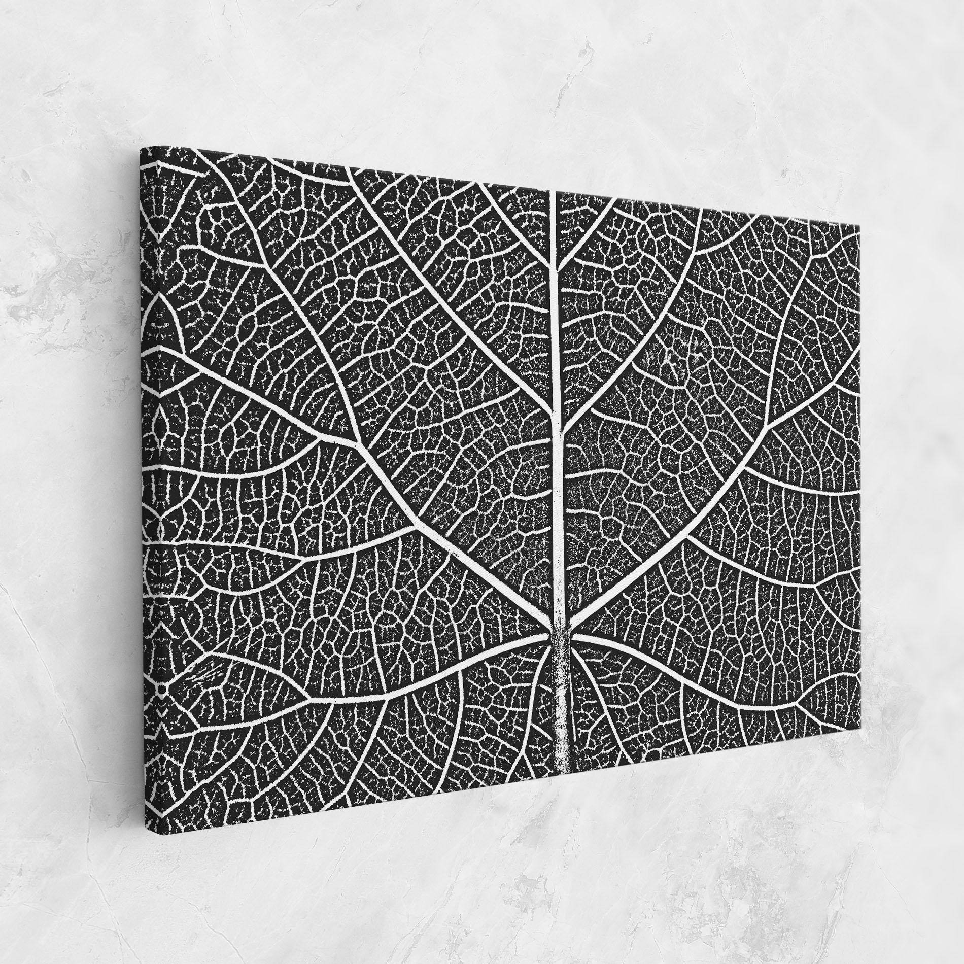 Картина на платно Close Grey Leaf mockup 1
