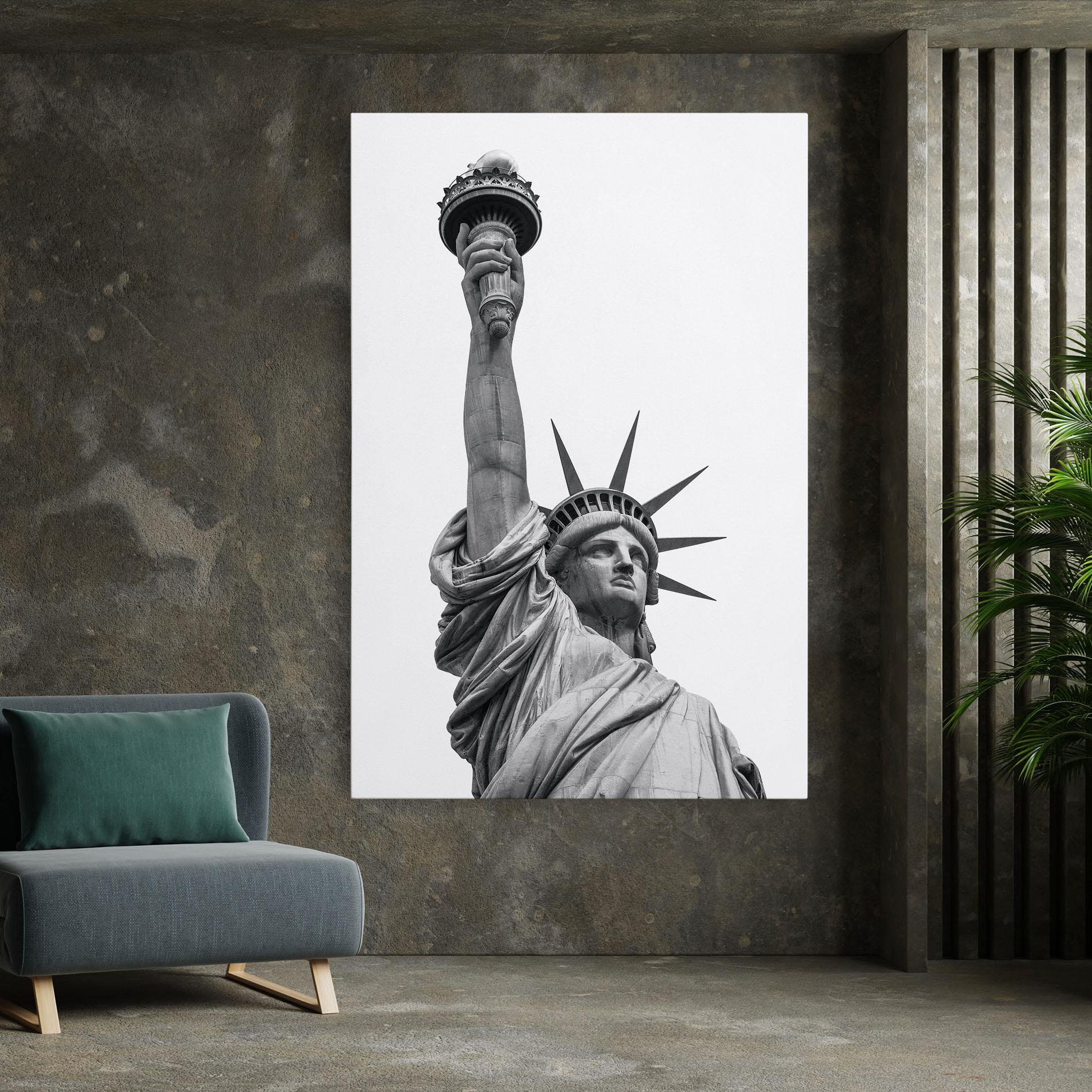 Картина на платно Liberty Statue mockup 7