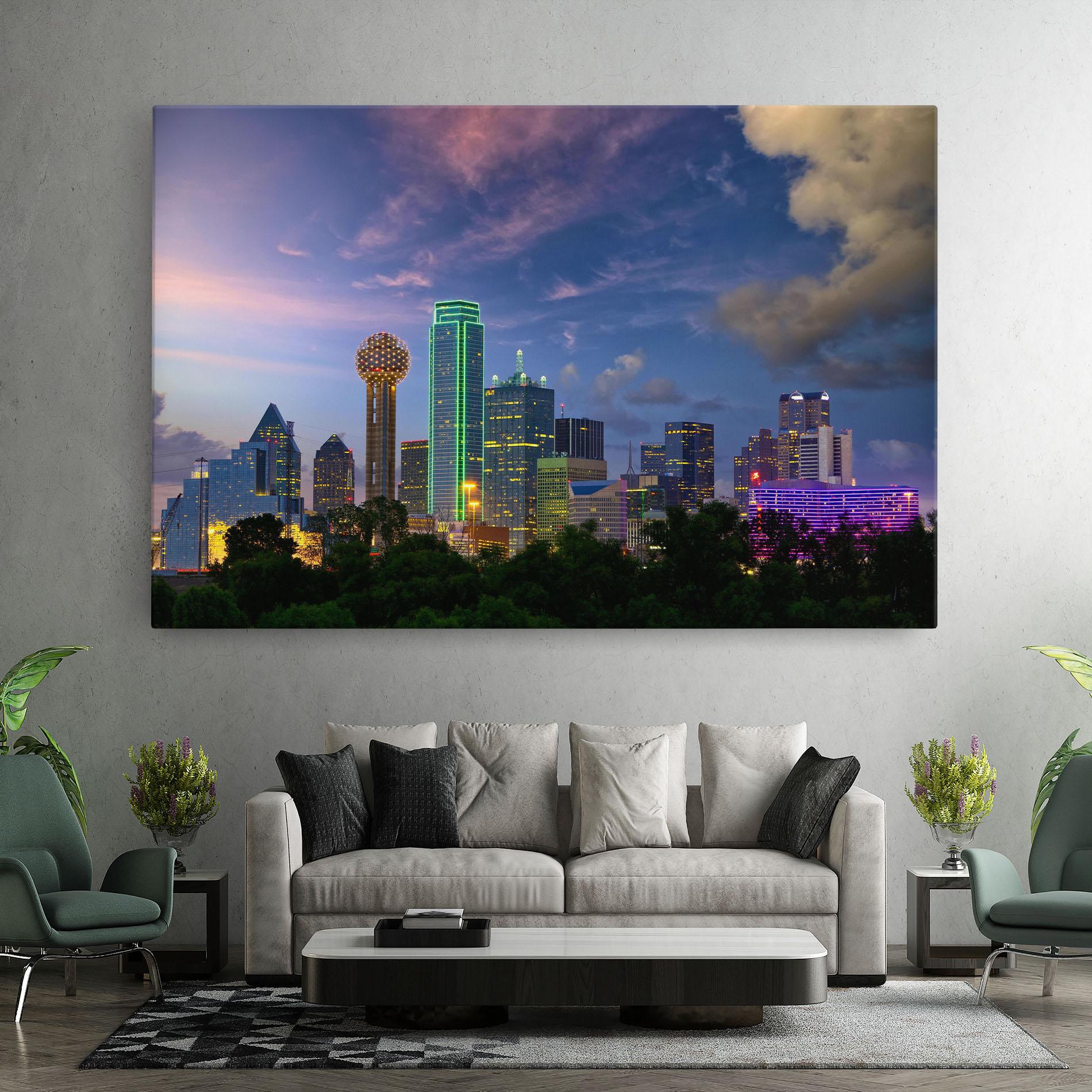 Картина на платно Dallas Dusk mockup 7