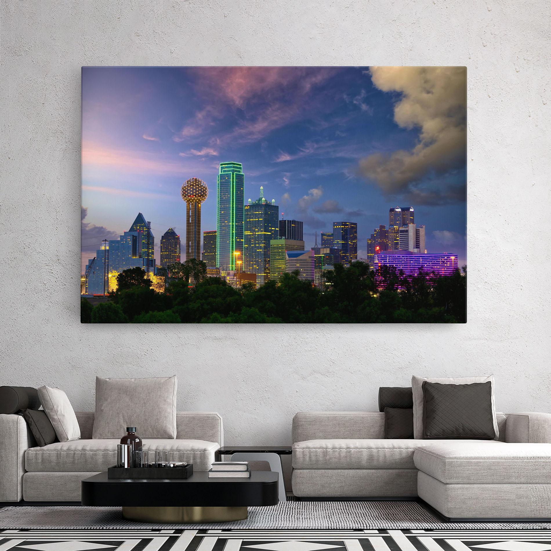 Картина на платно Dallas Dusk mockup 2