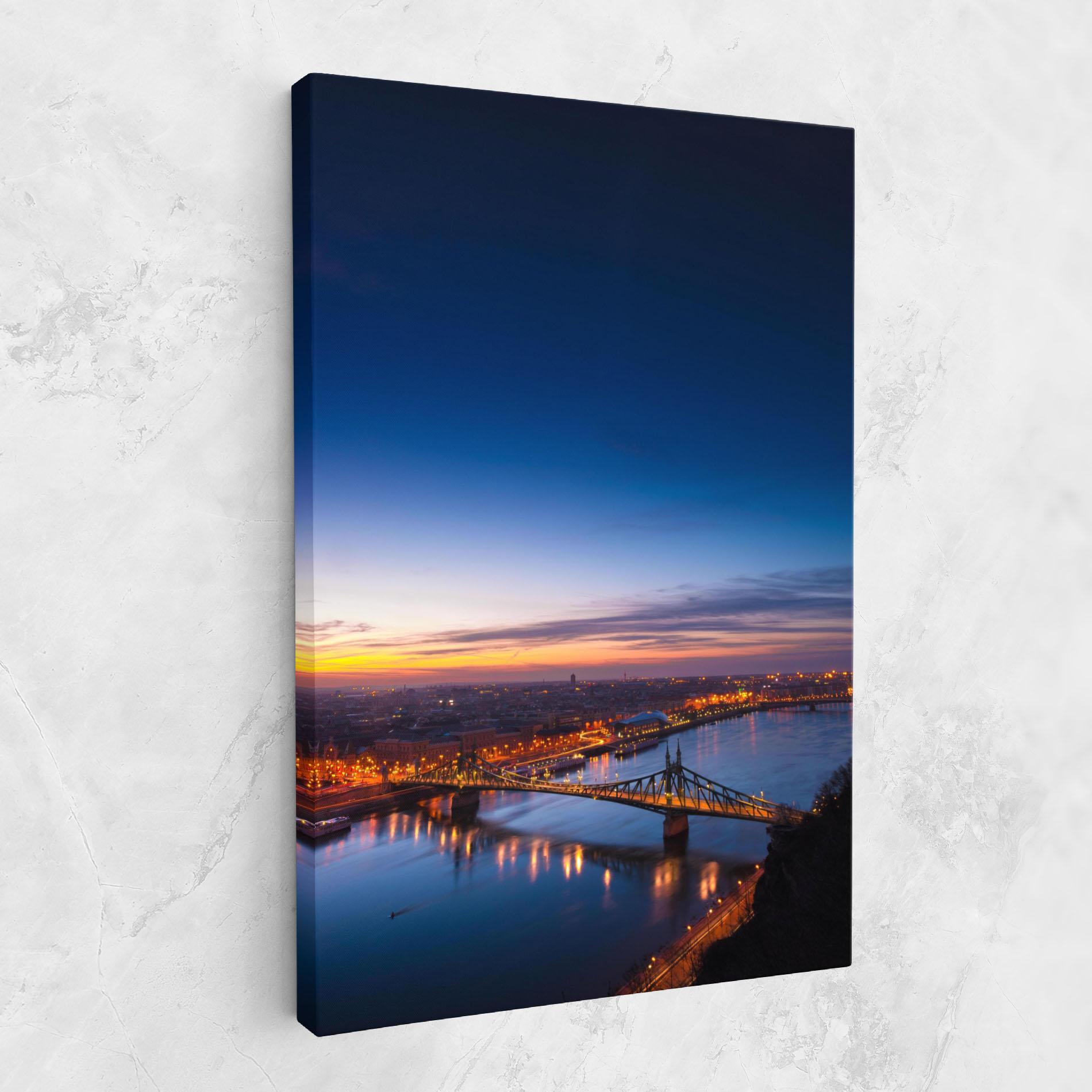 Картина на платно Budapest Sunset mockup 1