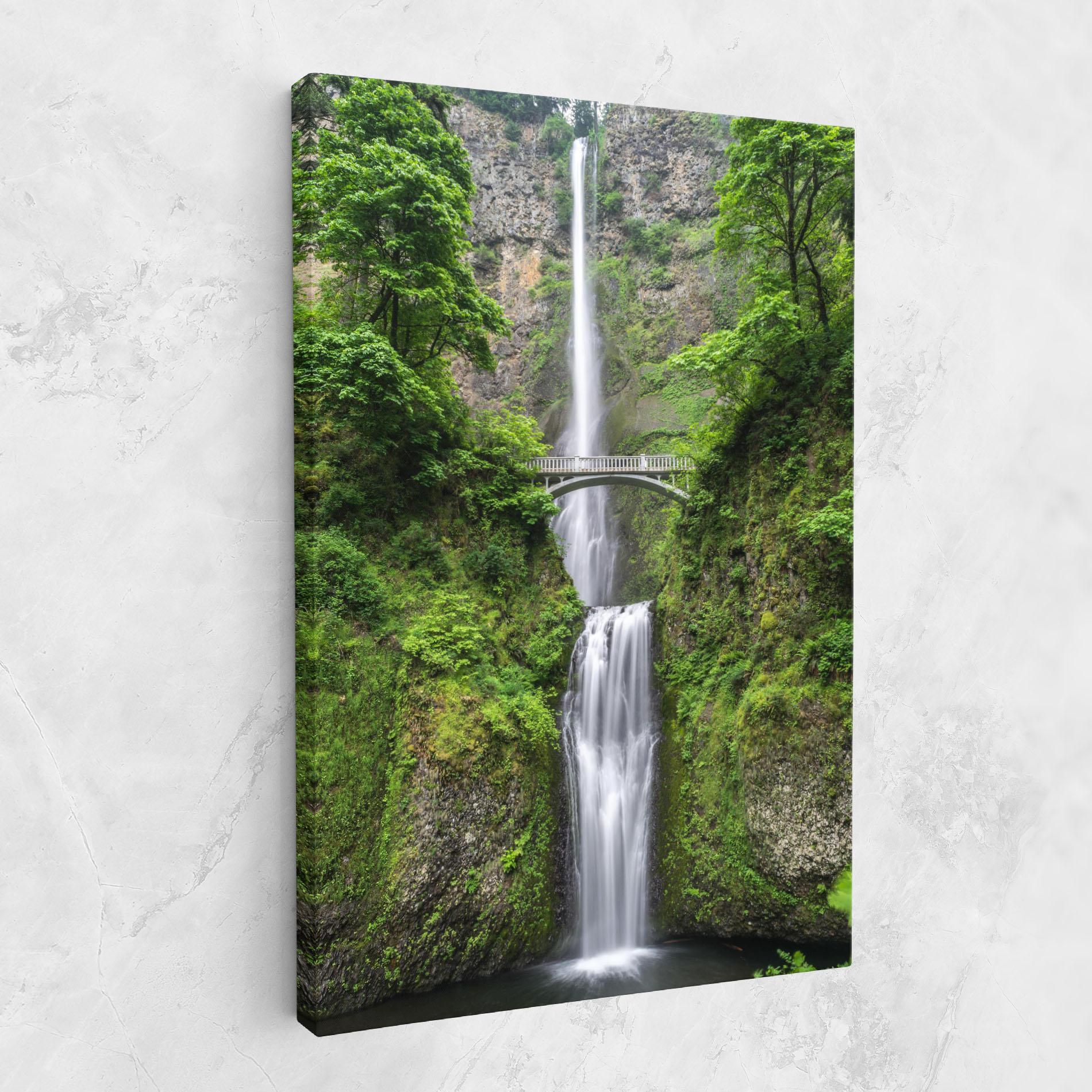 Картина на платно Green Leaves Bridge View mockup 1