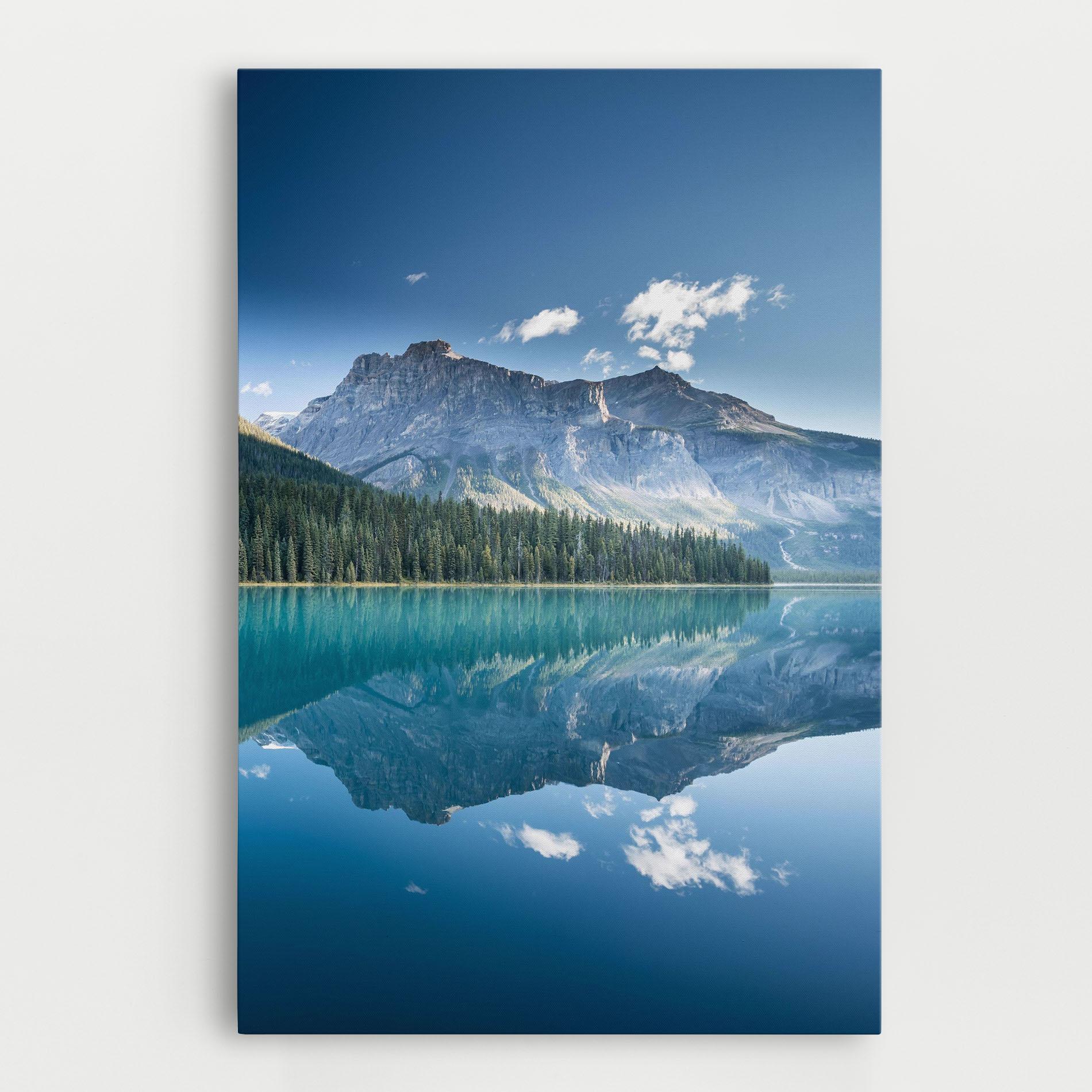 Картина на платно Blue Mountain Lake mockup 0