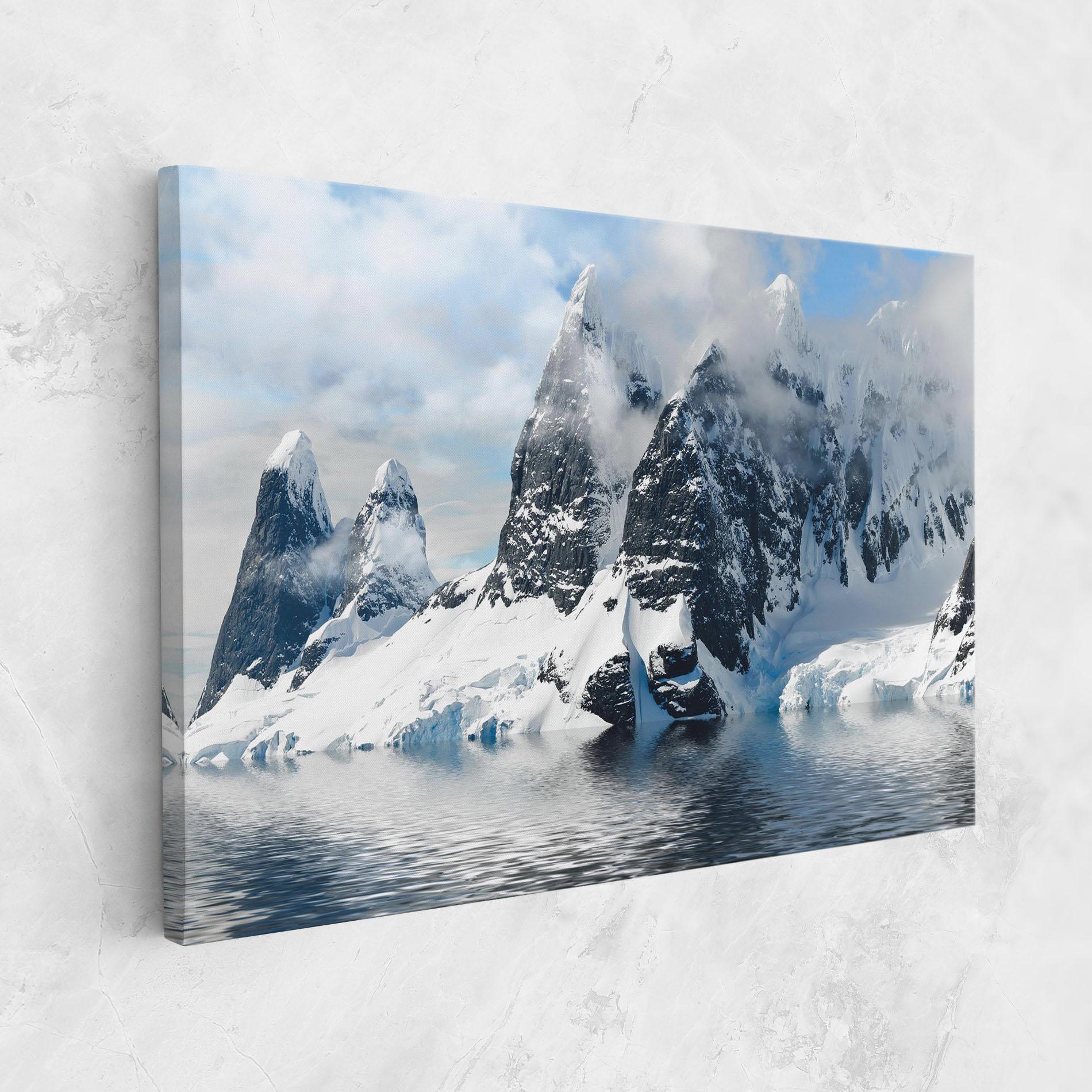 Картина на платно Glacial Mountains mockup 1