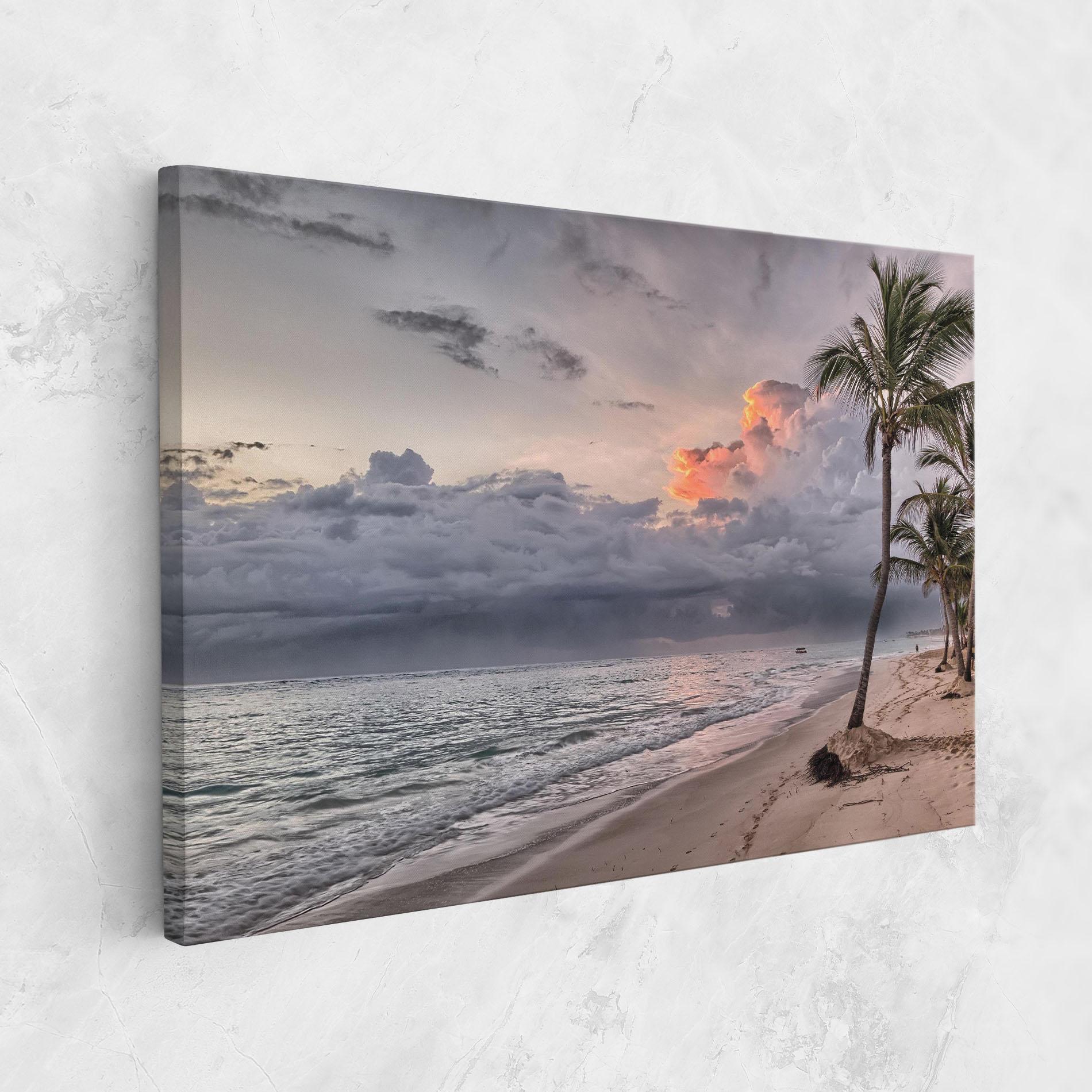 Картина на платно Cloudy Beach mockup 1