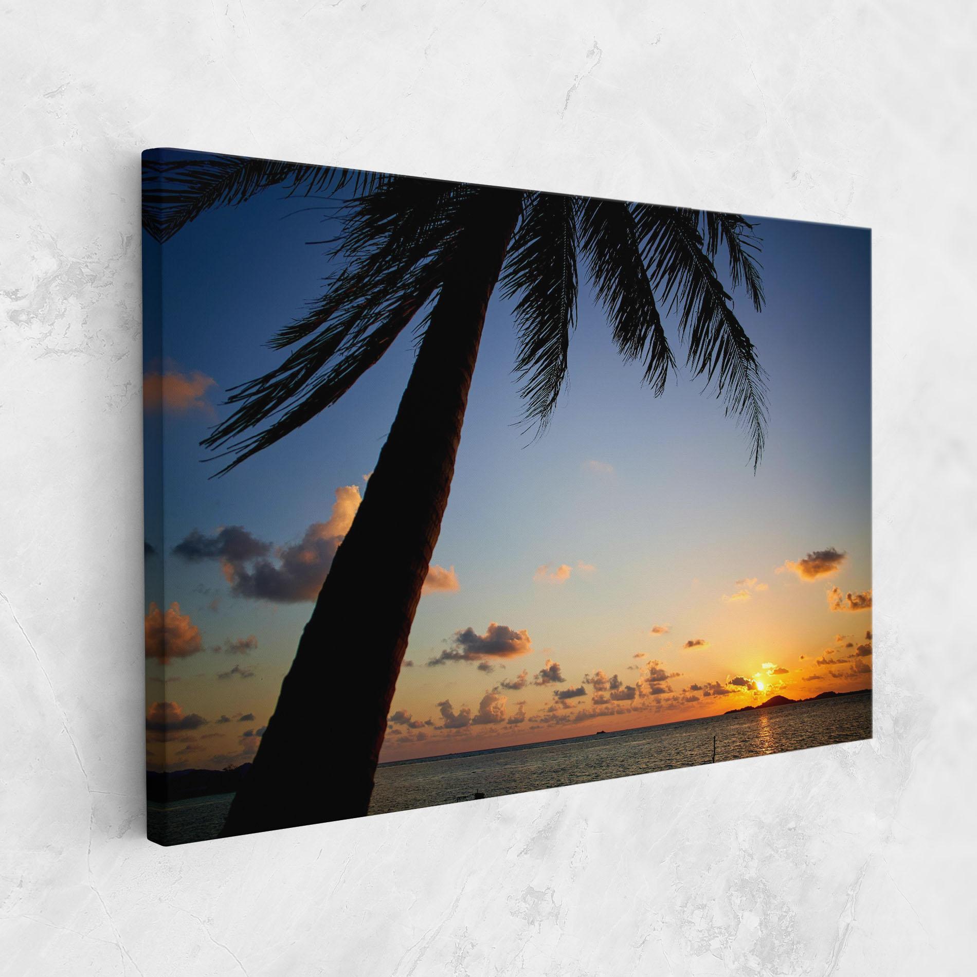 Картина на платно Palm Tree Silhouette mockup 1