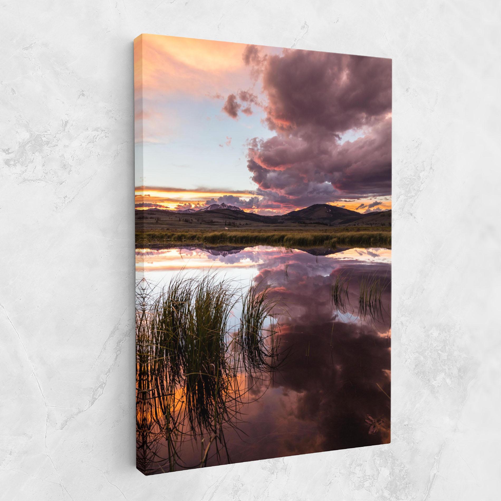 Картина на платно Pretty View mockup 1