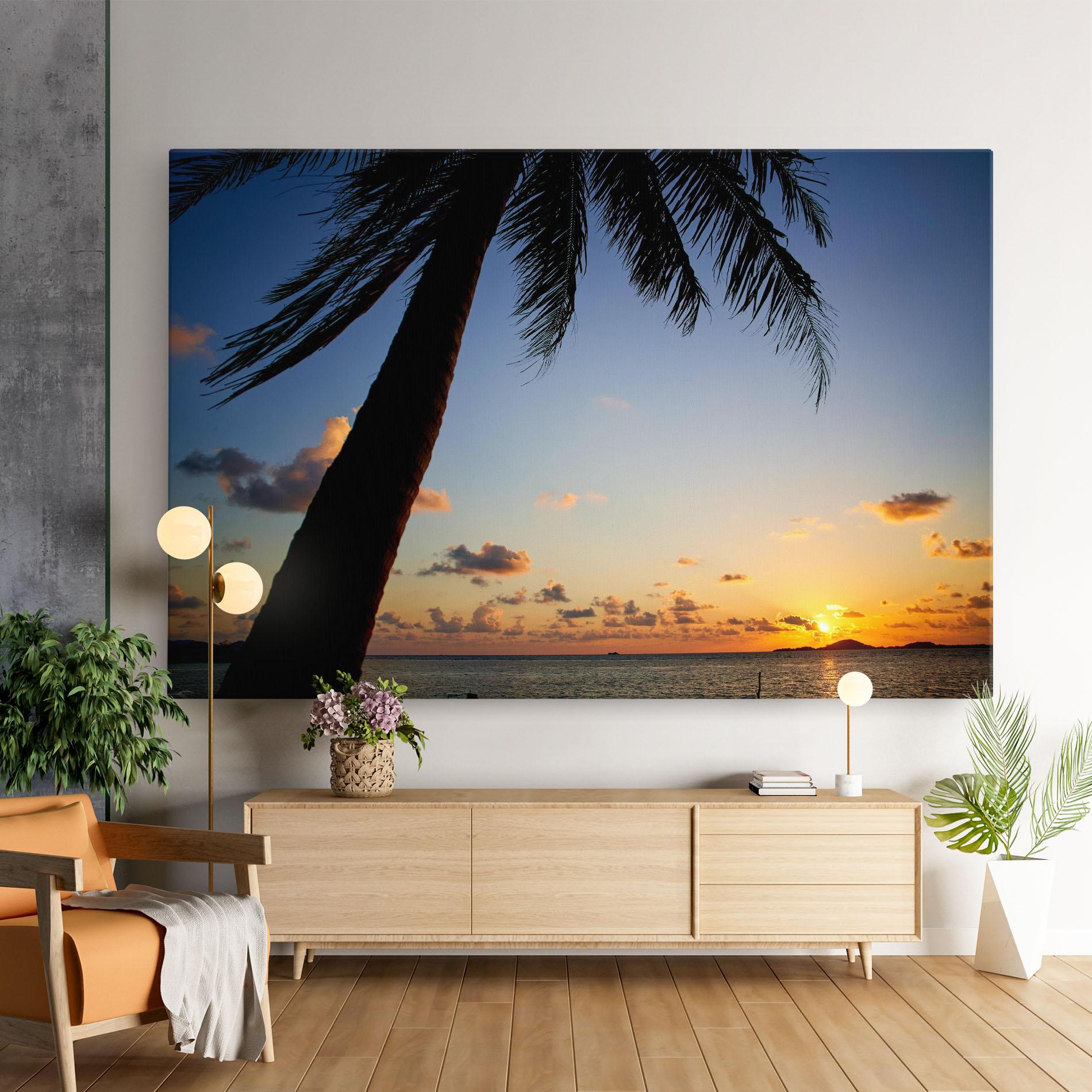 Картина на платно Palm Tree Silhouette mockup 9
