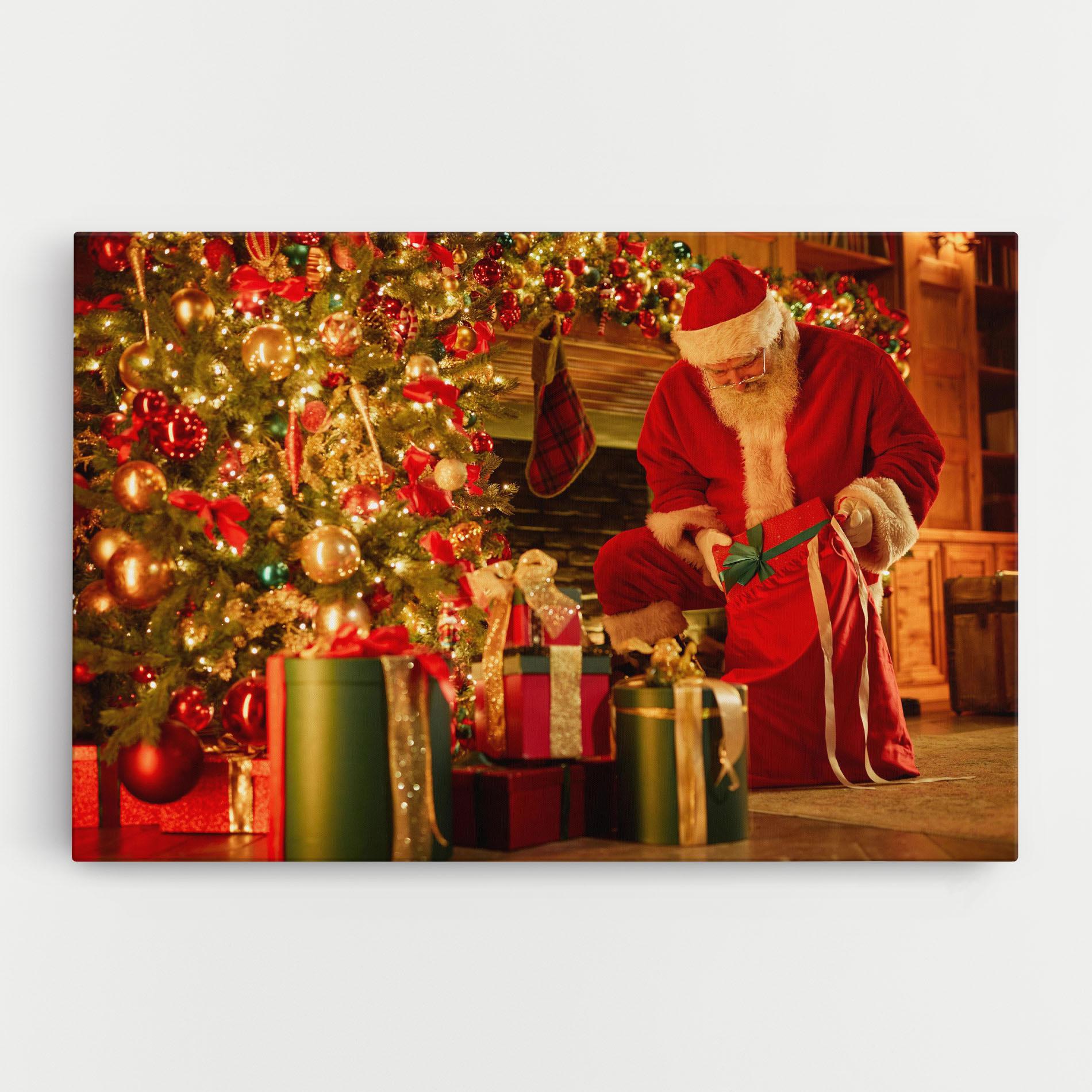 Картина на платно Presenting Gifts mockup 0