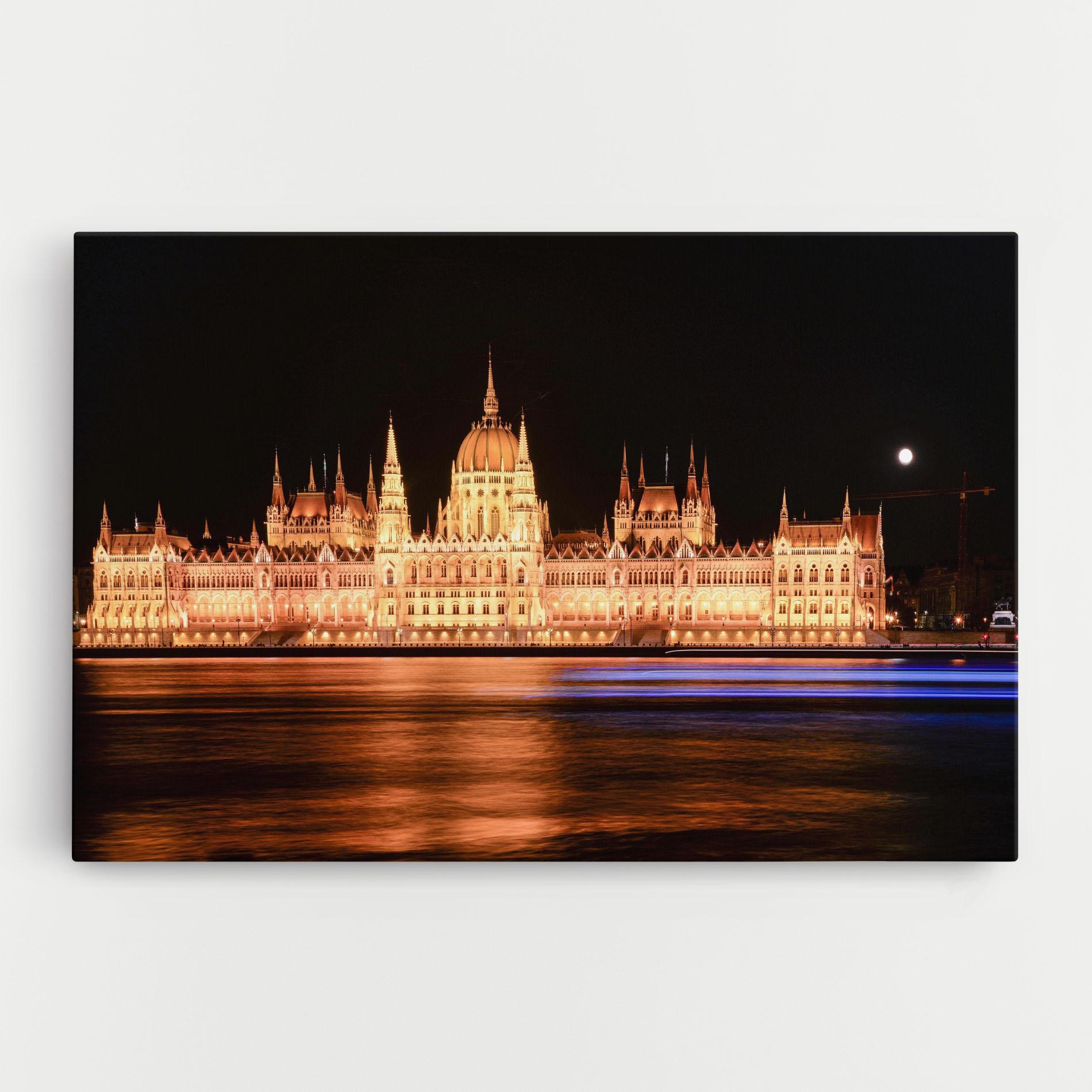 Картина на платно Night Reflection mockup 0