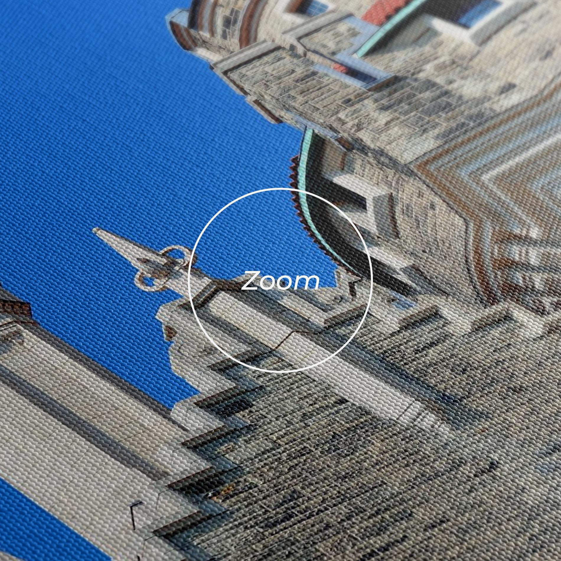 Картина на платно Casa Loma mockup 3