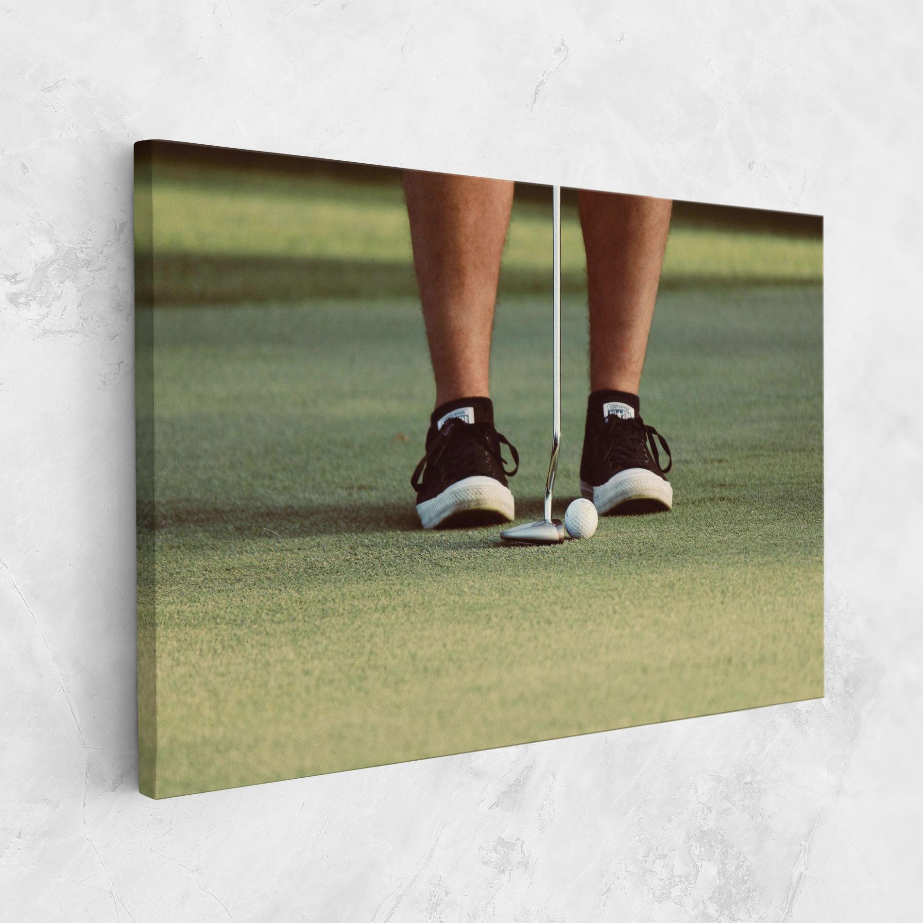 Картина на платно Converse Golf Ball mockup 1