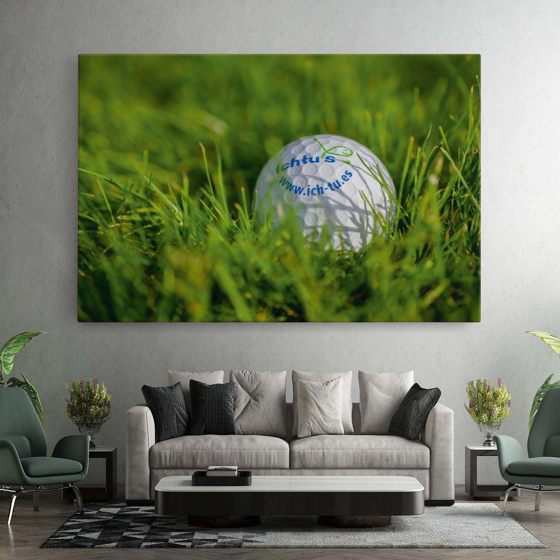 Картина на платно Golf Ball In Grass mockup 7