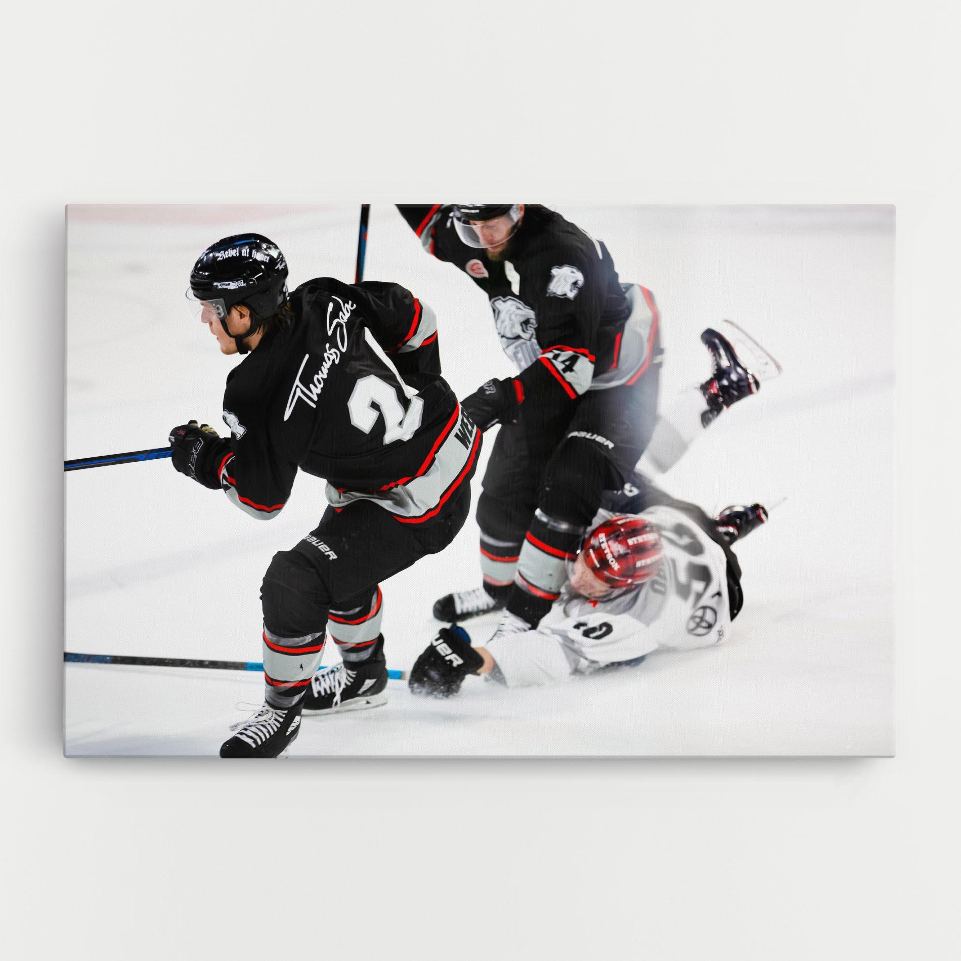 Картина на платно Breakaway Boss mockup 0