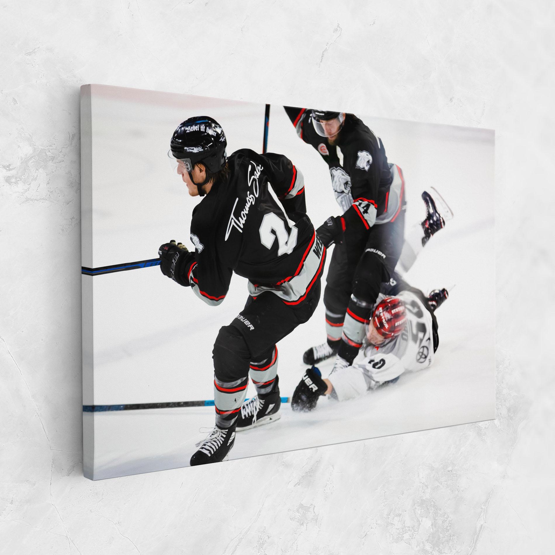 Картина на платно Breakaway Boss mockup 1