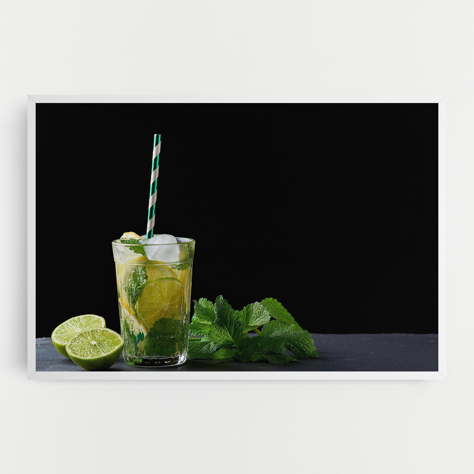 Картина на платно Refreshing Drink mockup 0
