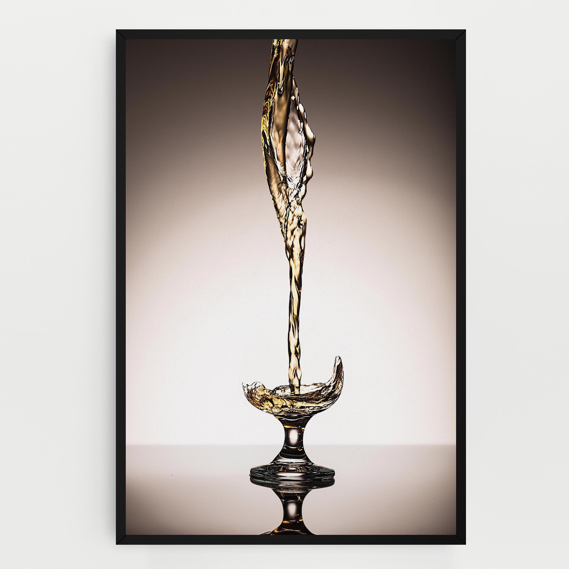 Картина на платно White Wine Splash mockup 0