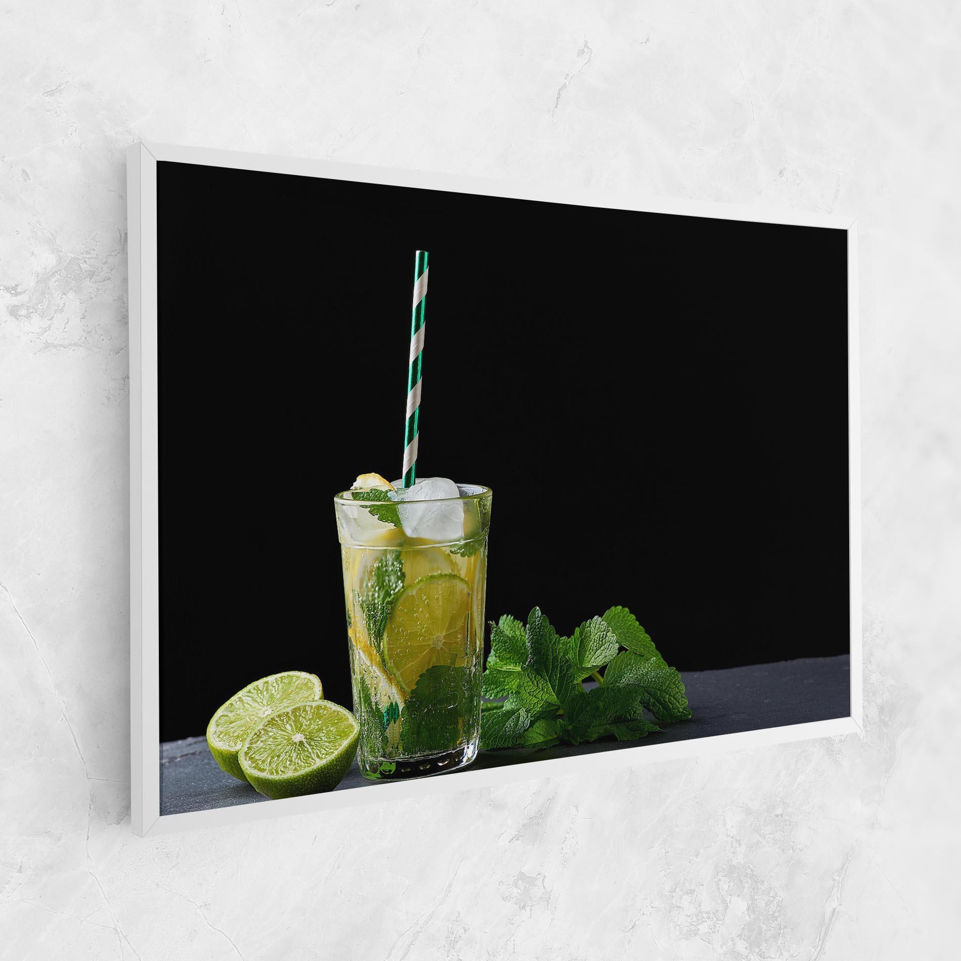 Картина на платно Refreshing Drink mockup 1