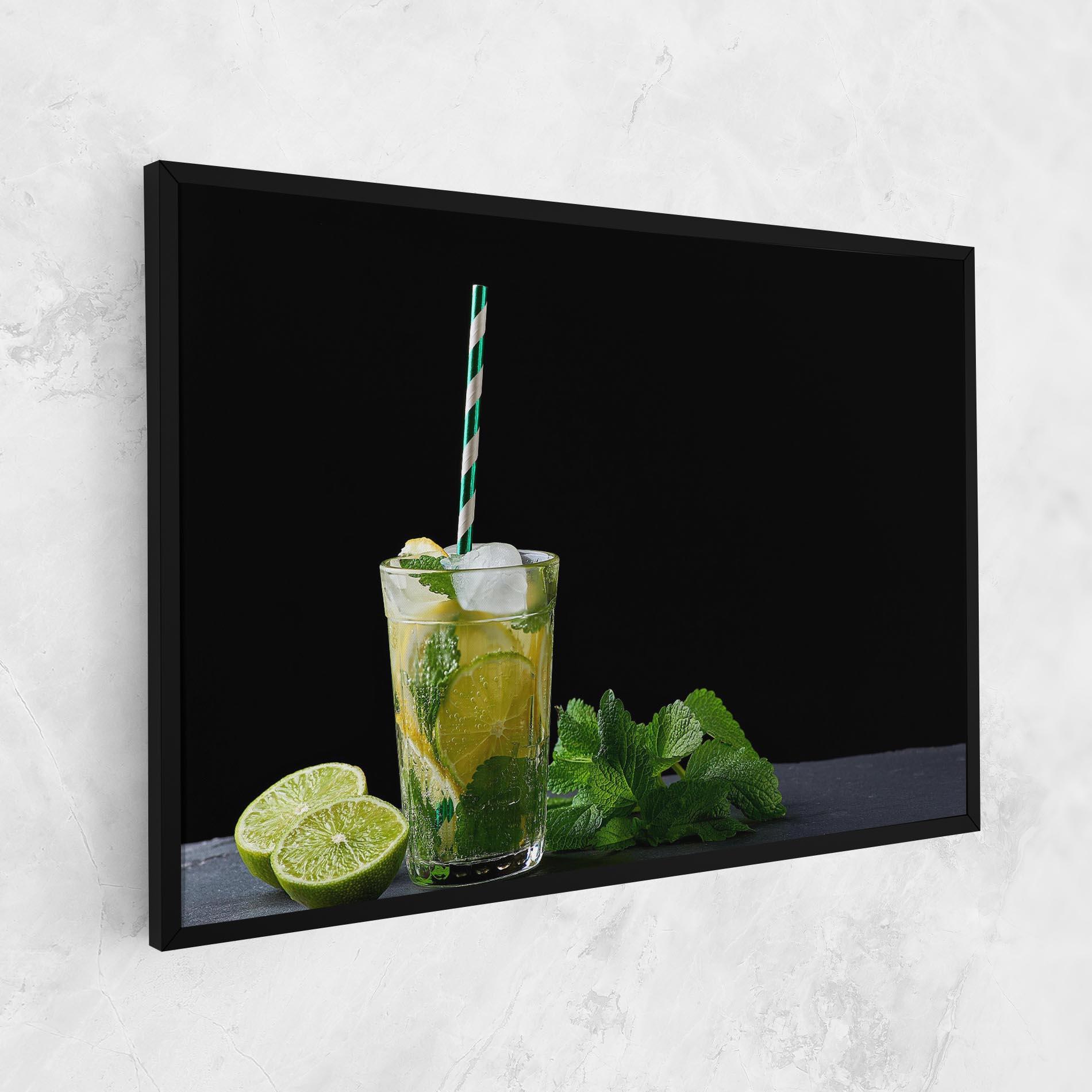 Картина на платно Refreshing Drink mockup 1