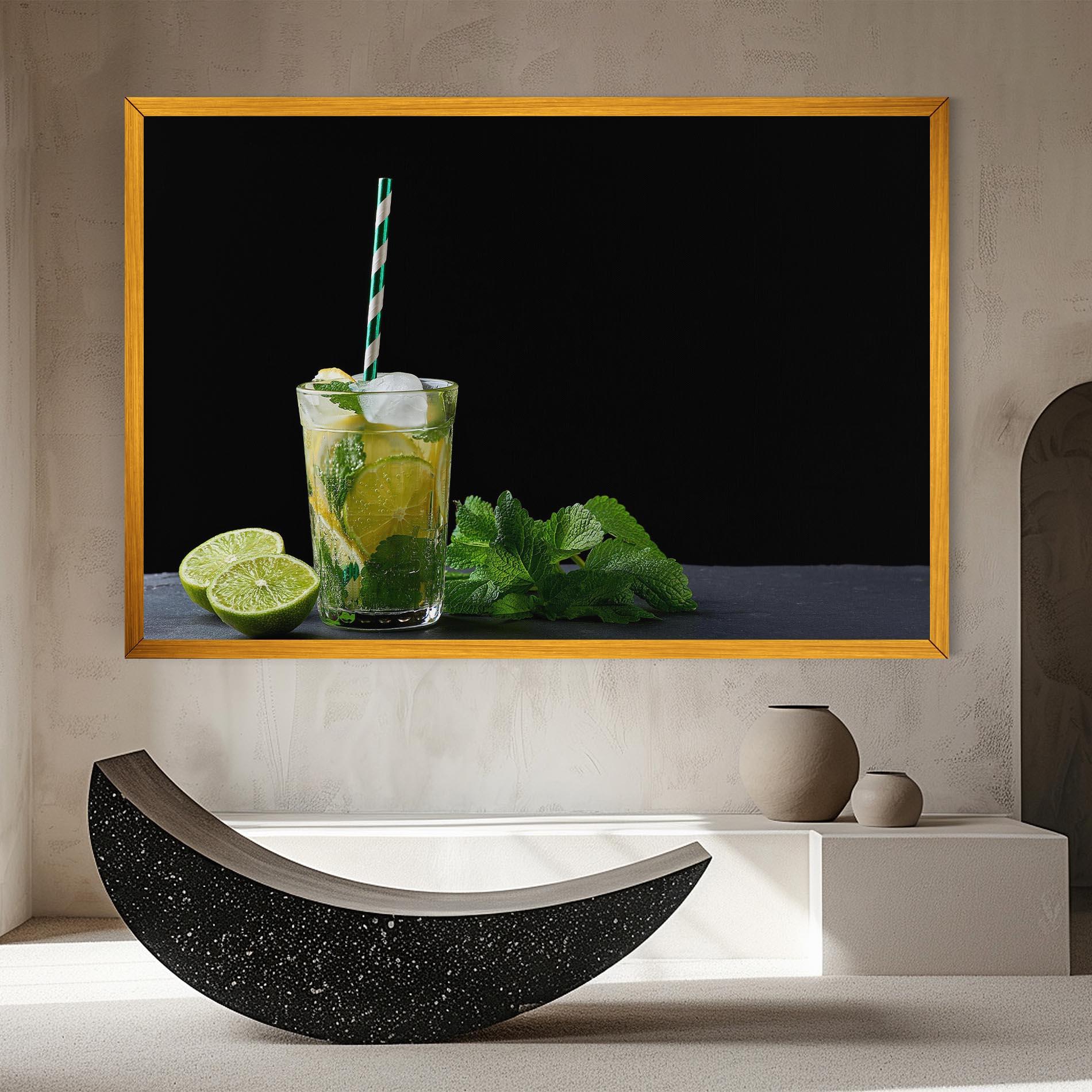 Картина на платно Refreshing Drink mockup 8