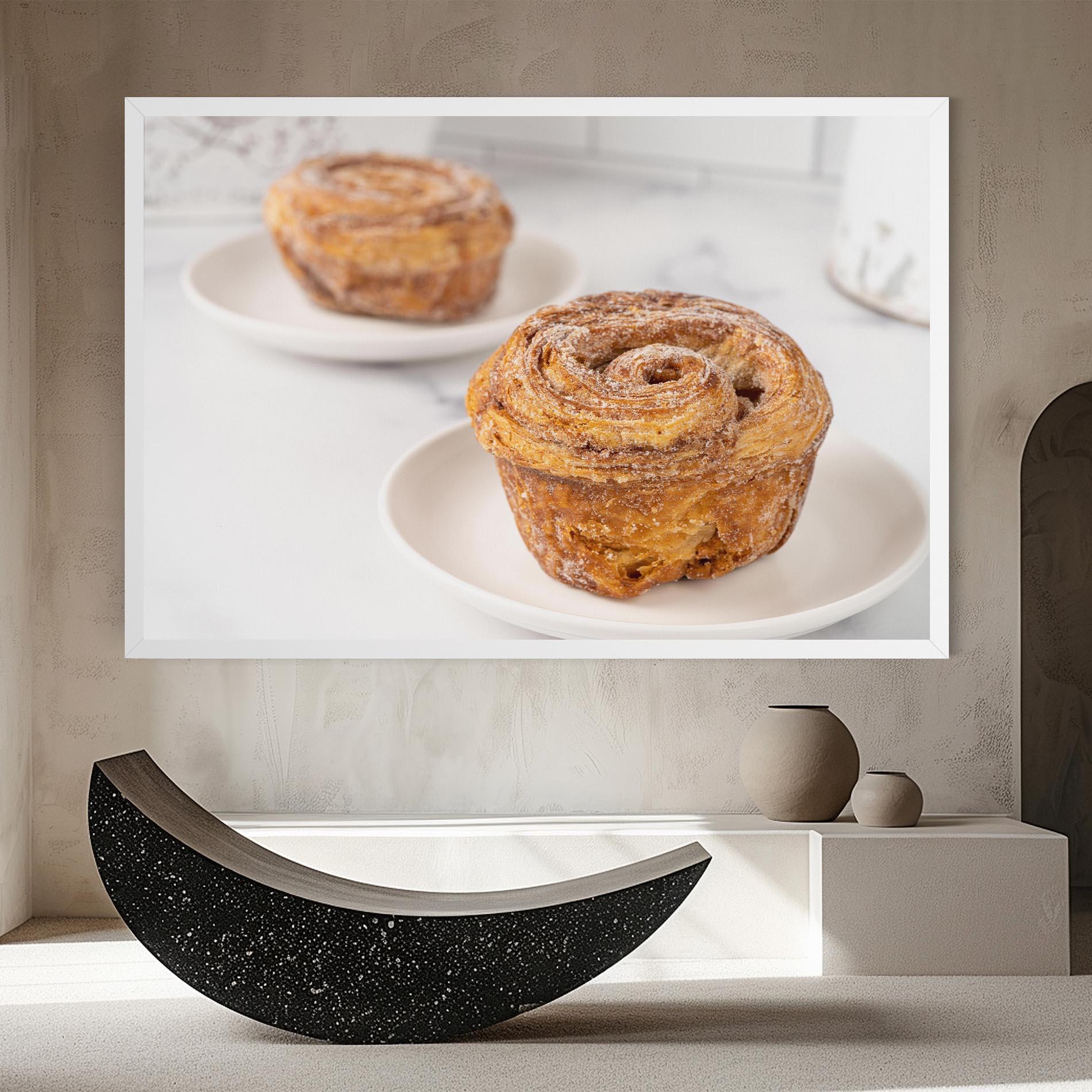 Картина на платно Cinnamon Roll mockup 8