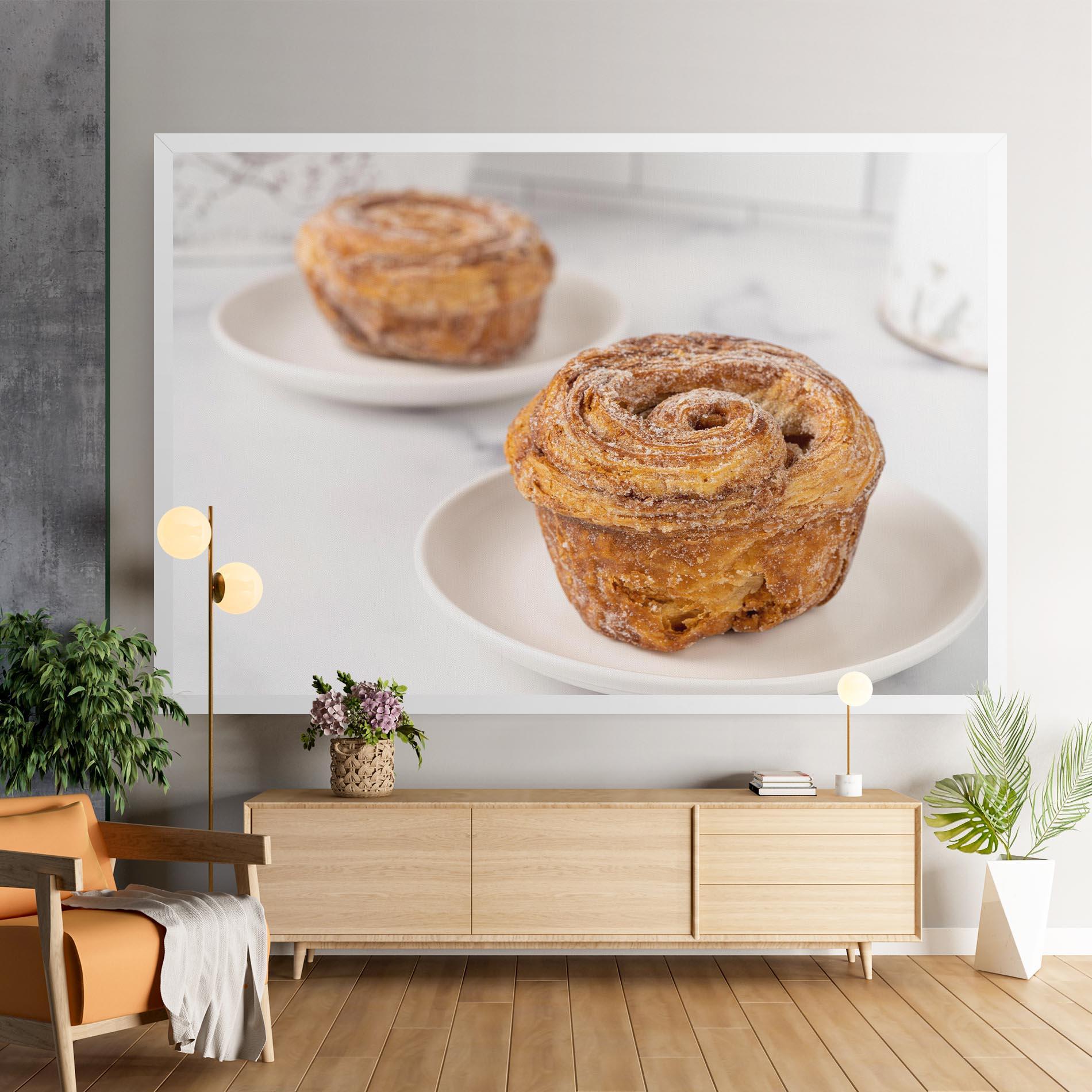 Картина на платно Cinnamon Roll mockup 9