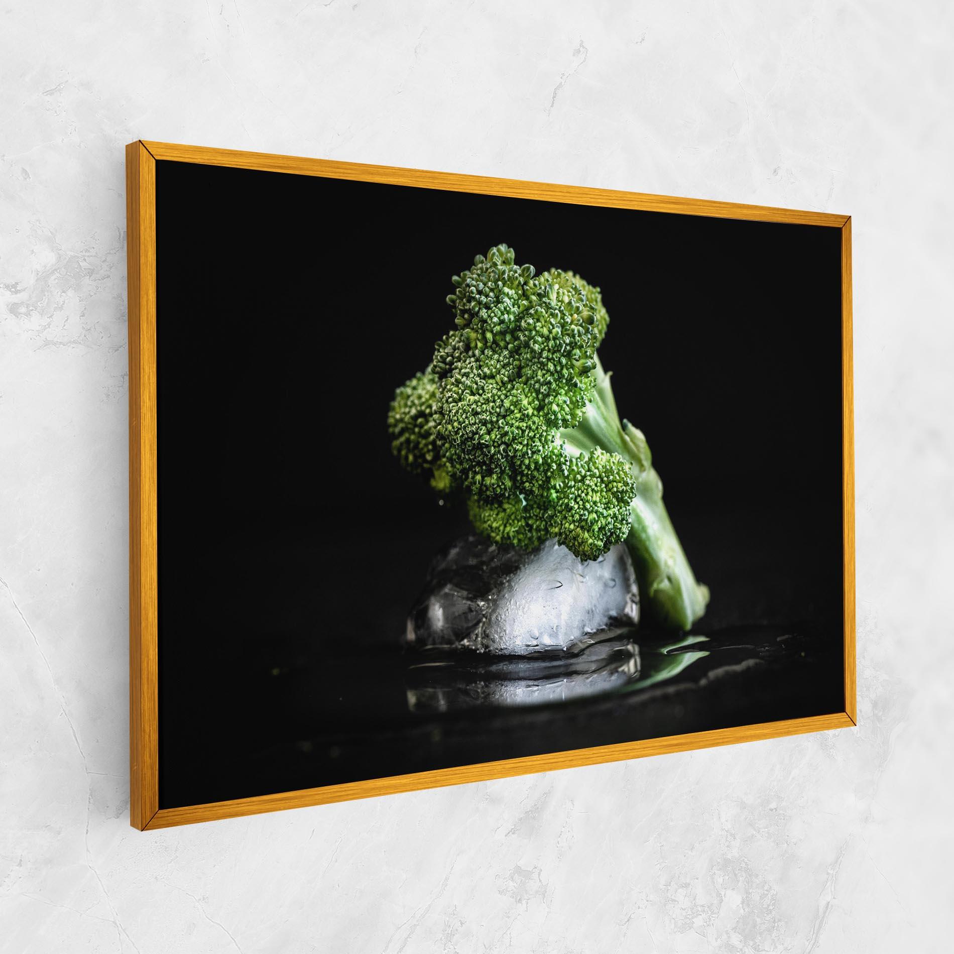 Картина на платно Broccoli Water mockup 1