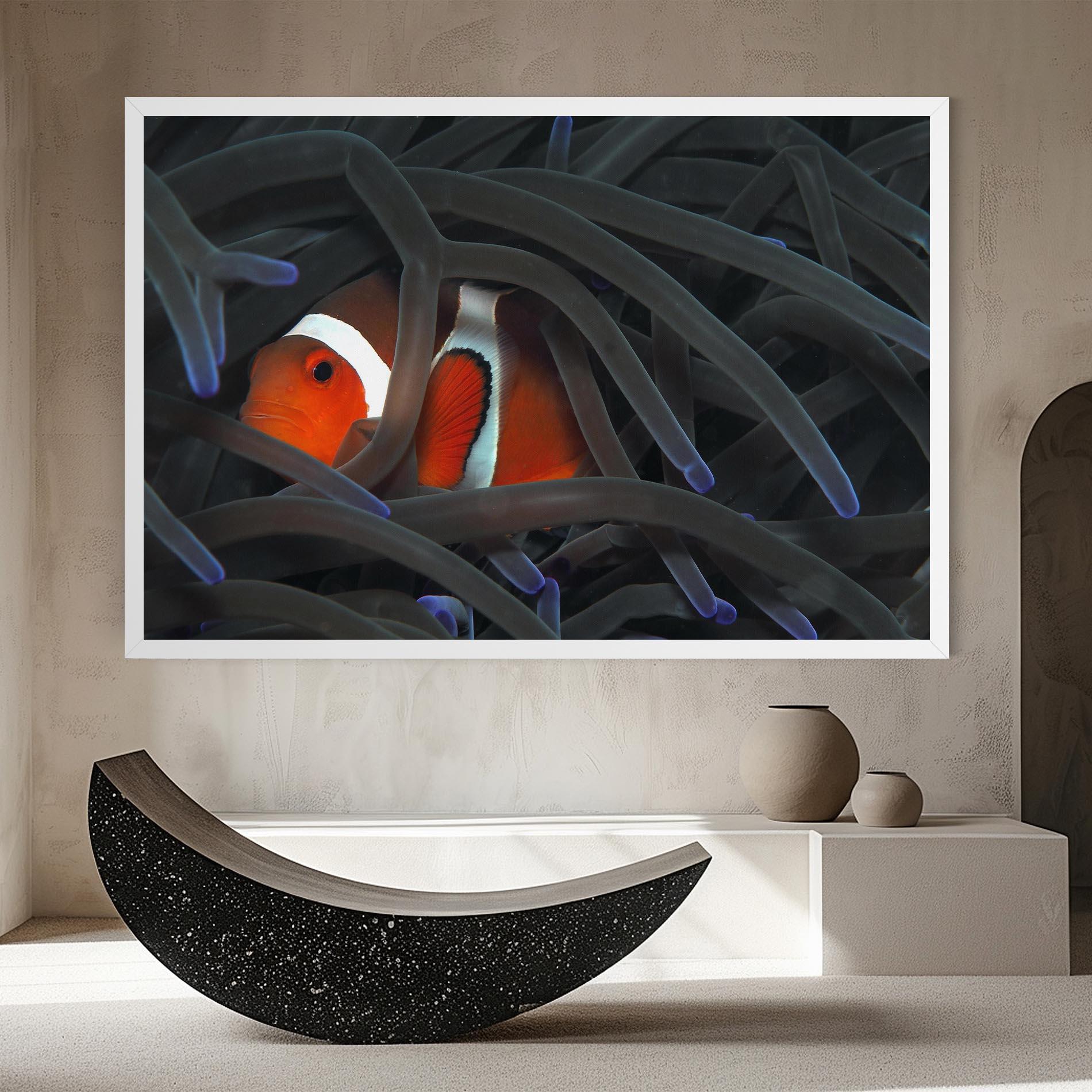 Картина на платно Nemo Hiding mockup 8