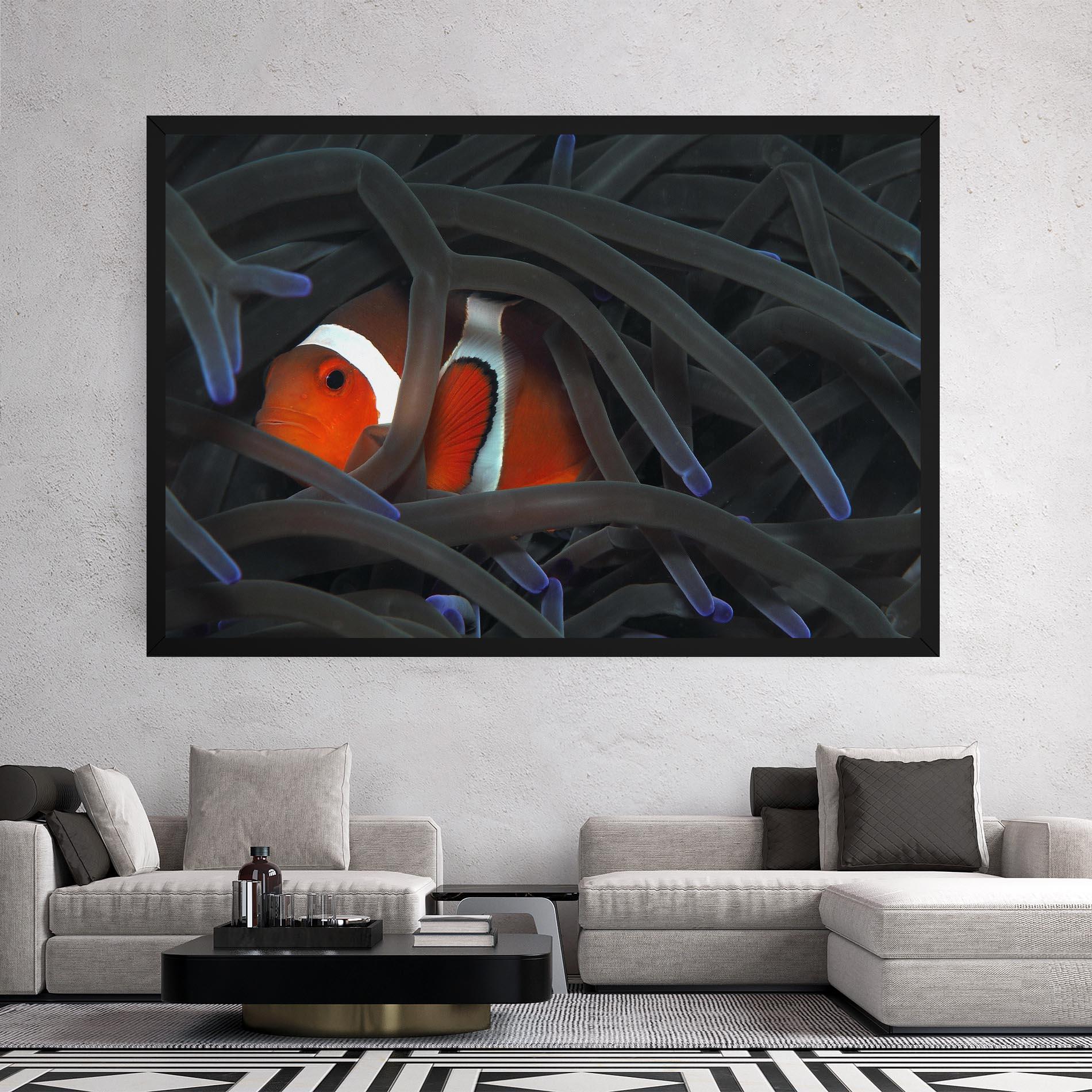 Картина на платно Nemo Hiding mockup 2