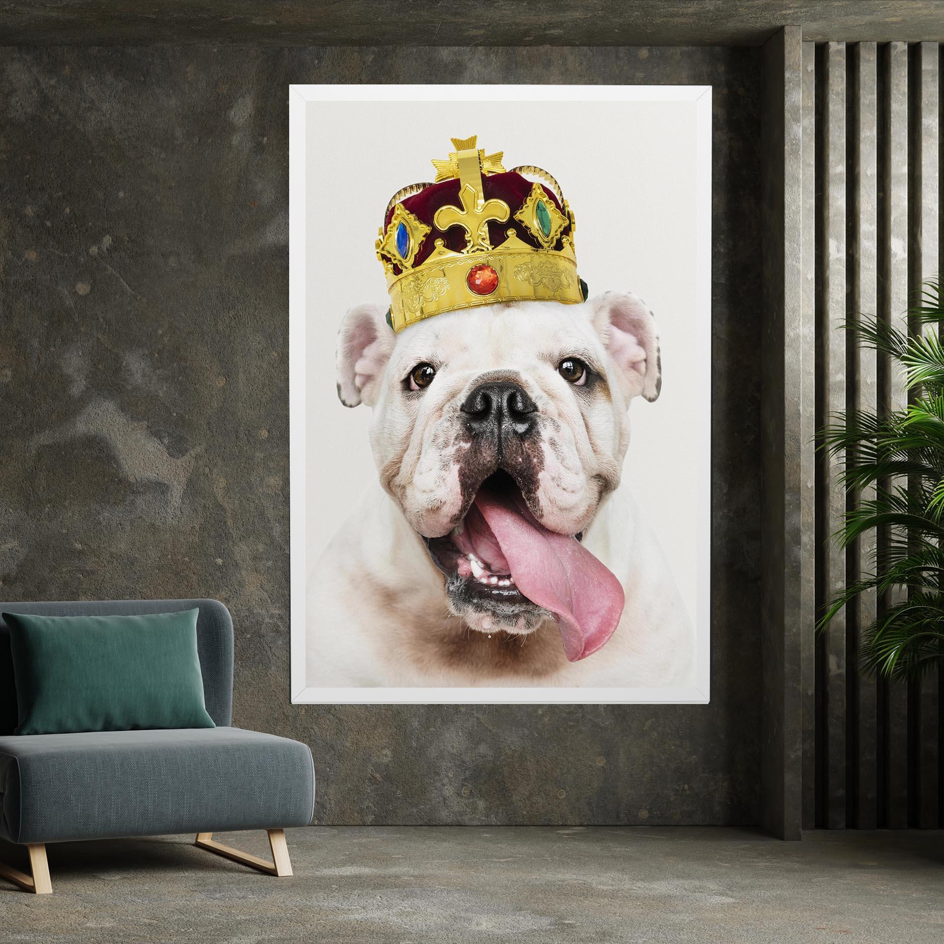 Картина на платно Bulldog Wearing Crown mockup 7
