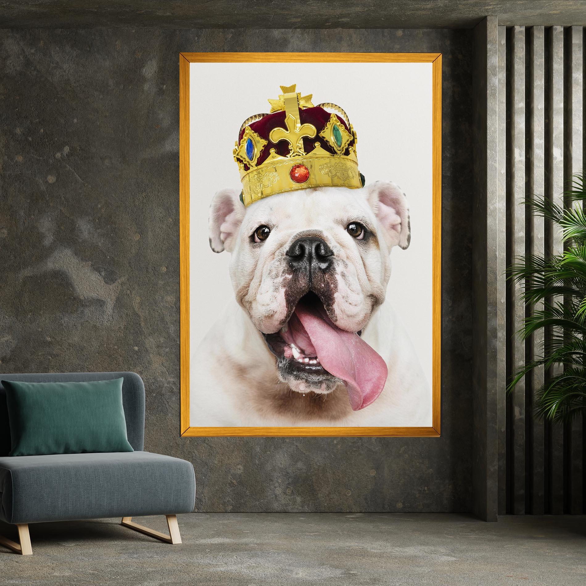 Картина на платно Bulldog Wearing Crown mockup 7