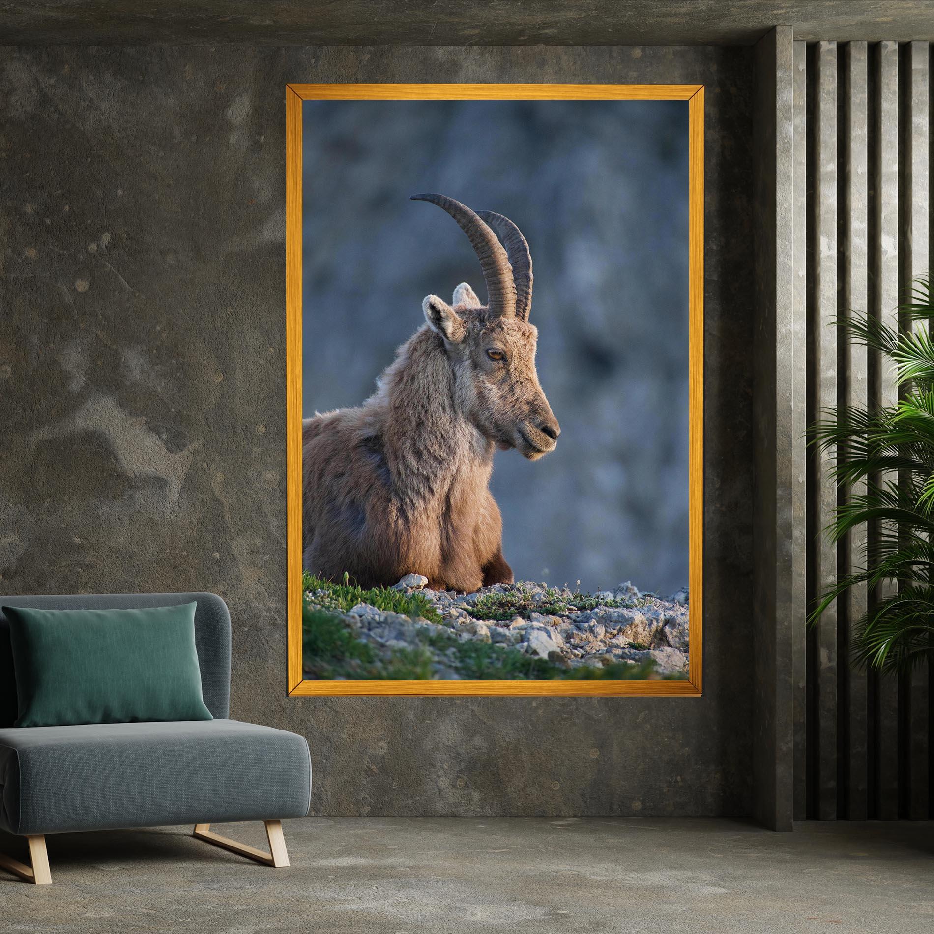 Картина на платно Mountain Goat mockup 7