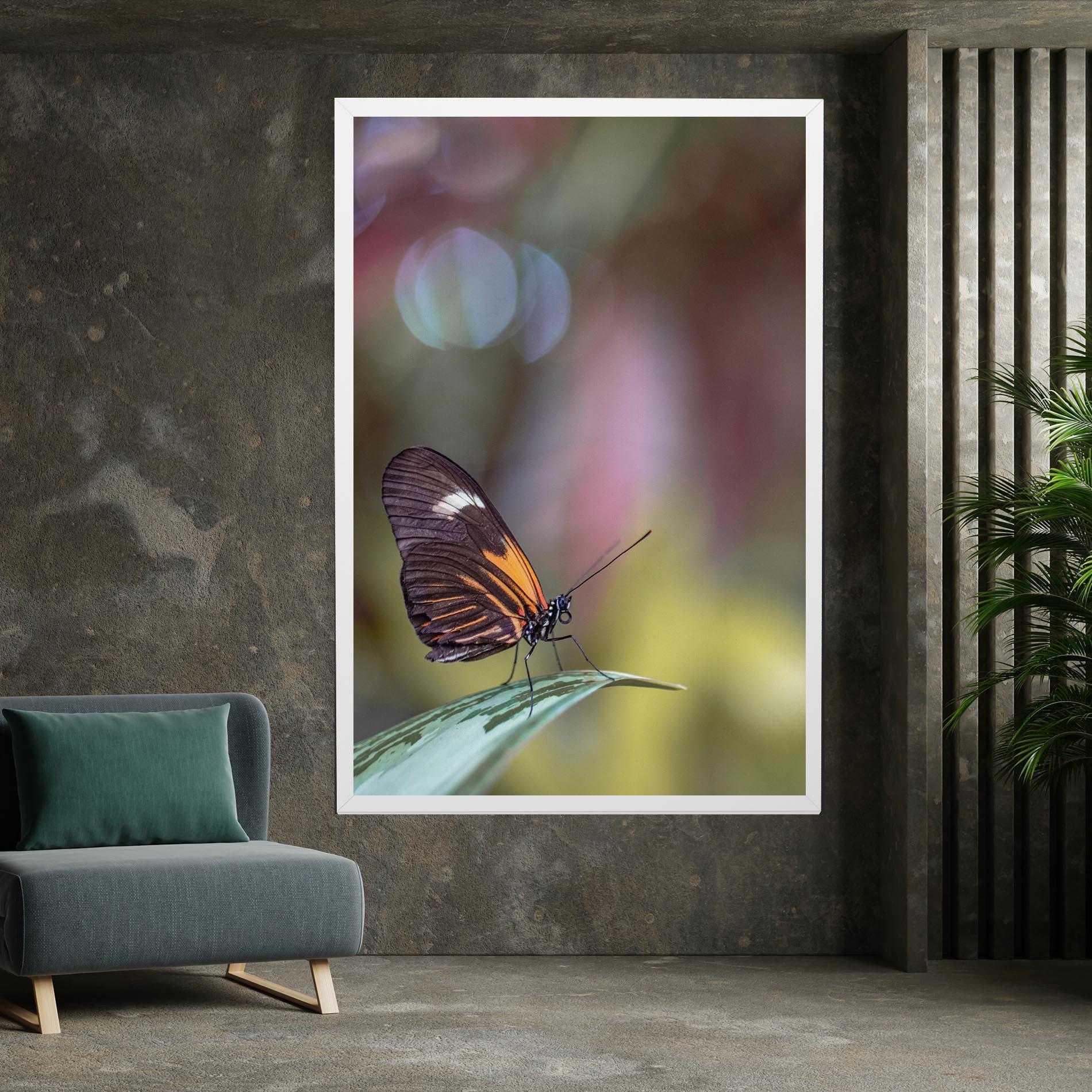 Картина на платно Dark Purple Butterfly mockup 7