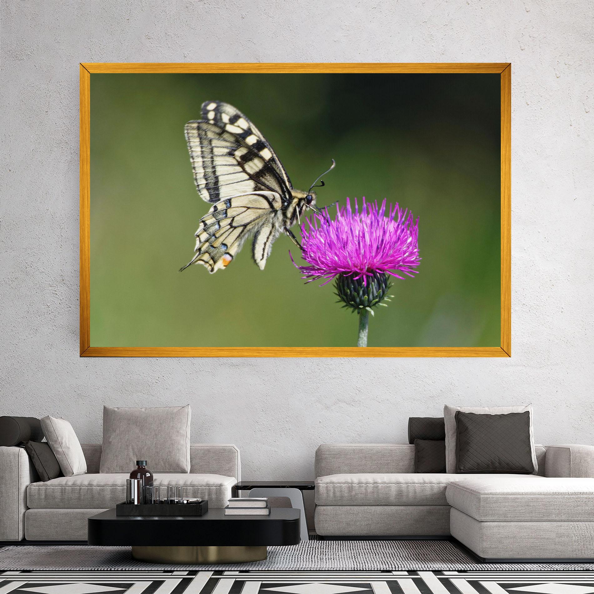 Картина на платно White Butterfly Pollen mockup 2