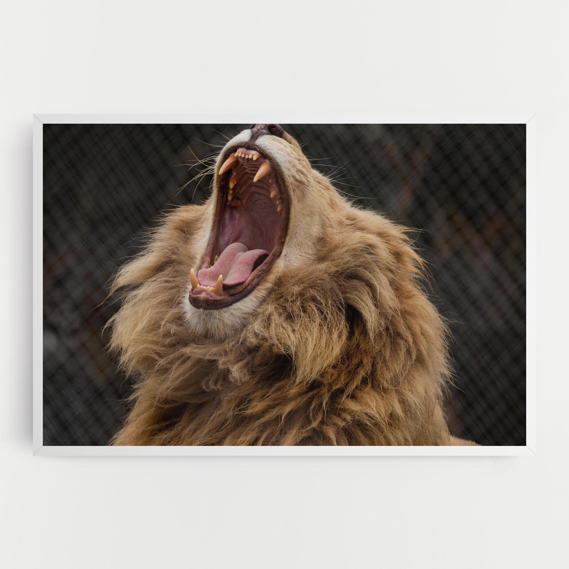 Картина на платно Angry Lion mockup 0