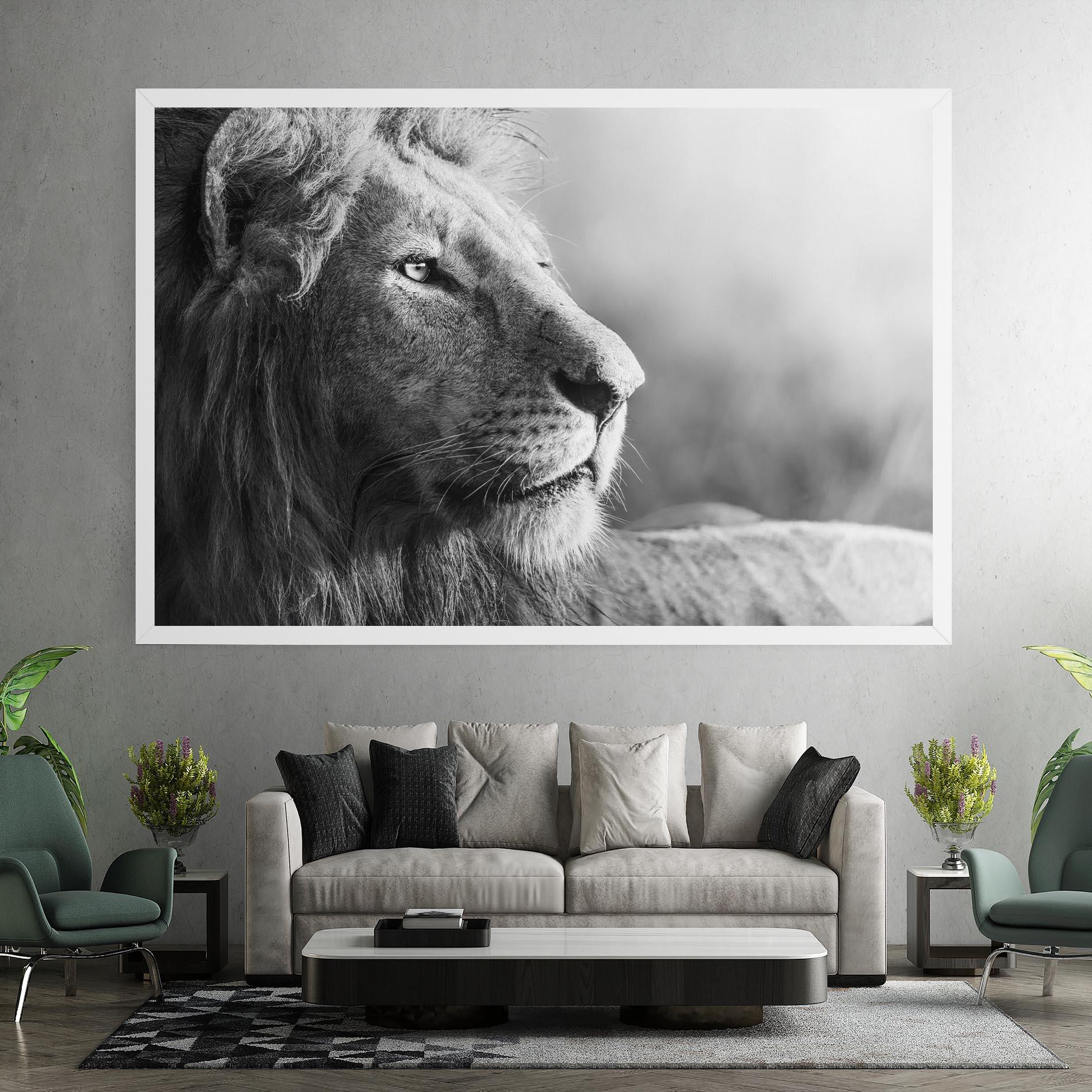 Картина на платно Grey Lion Head mockup 7