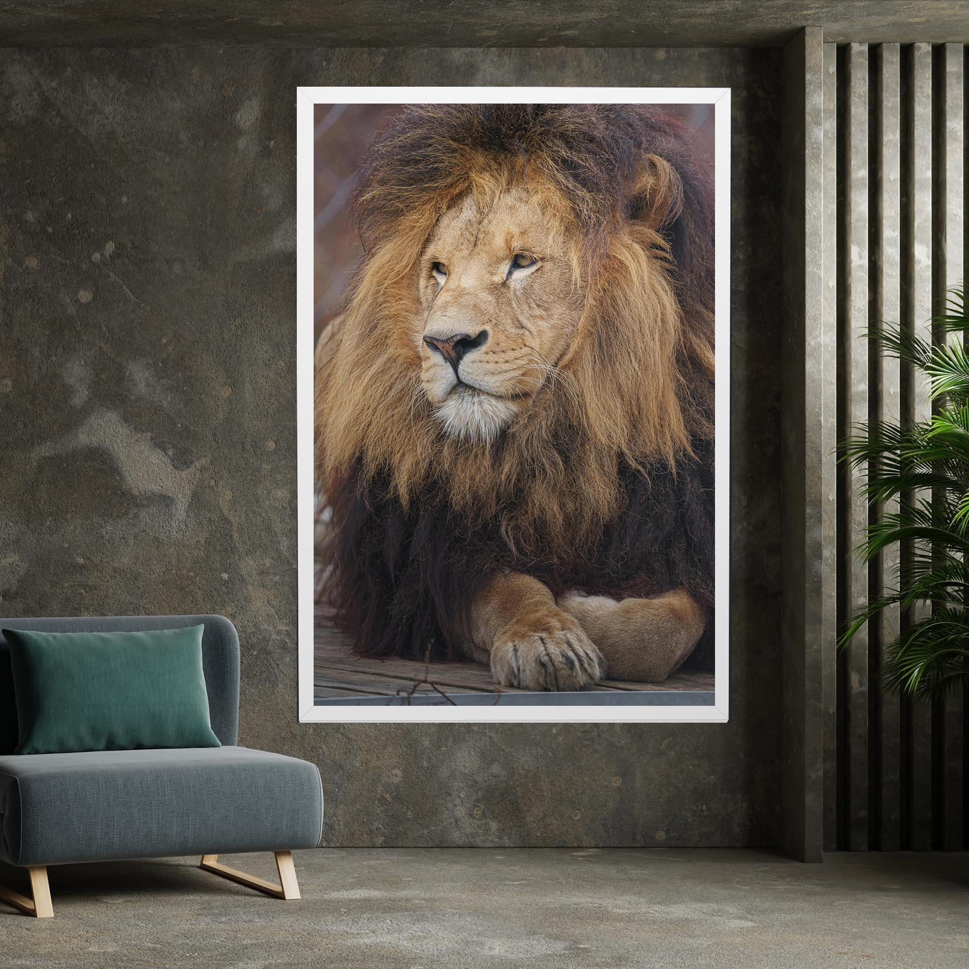 Картина на платно Lion Chilling mockup 7