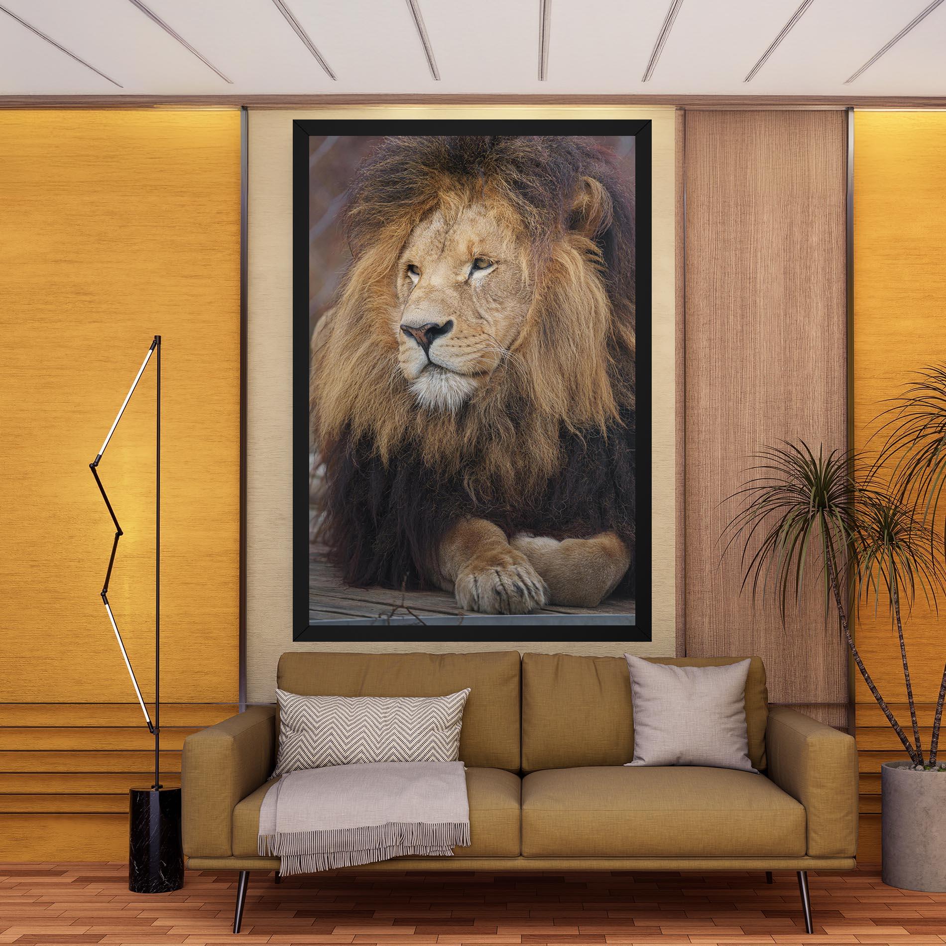 Картина на платно Lion Chilling mockup 9